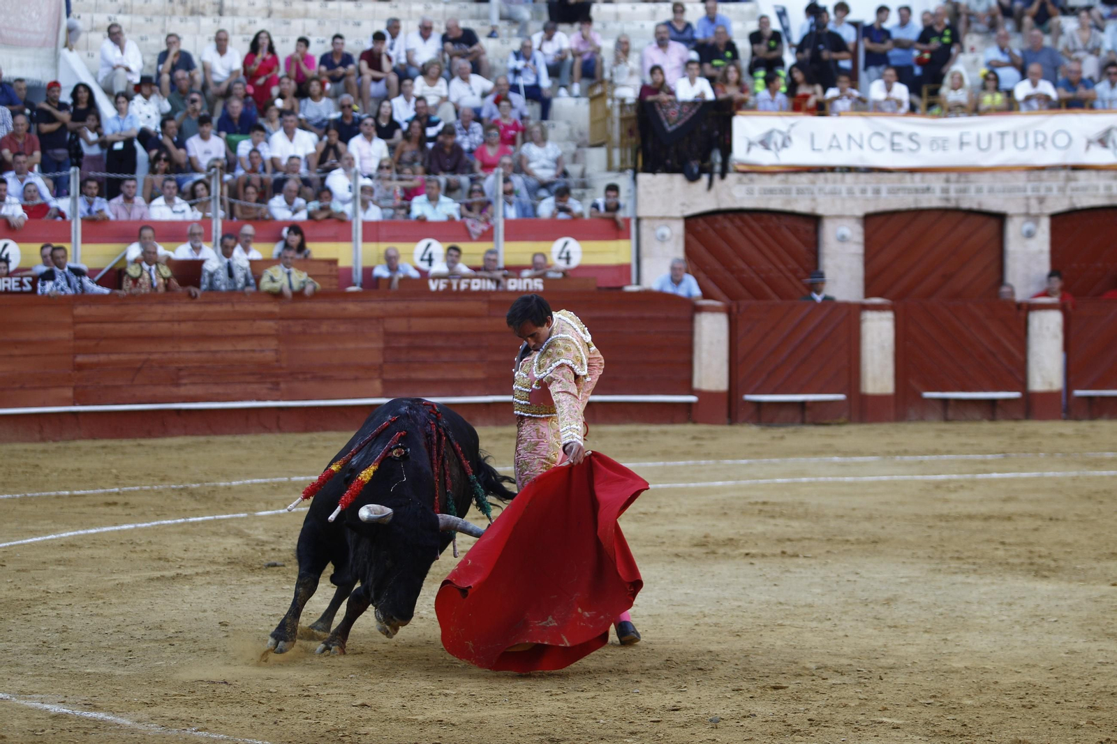 Las mejores imágenes de los toreros Fortes, Juan Ortega y David de Miranda en la Feria de Almería 2025