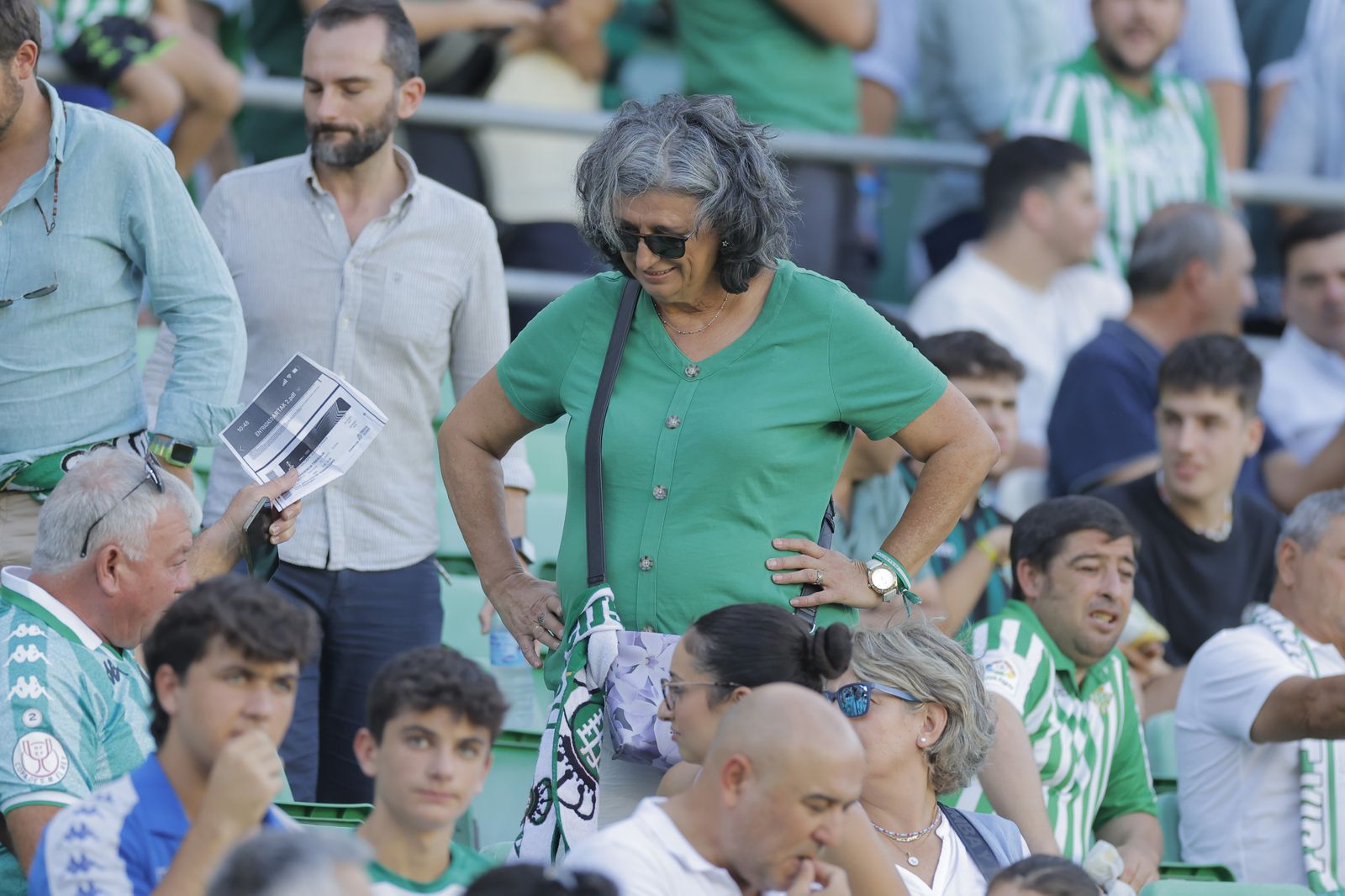 Búscate en la fotos del Betis-Sparta