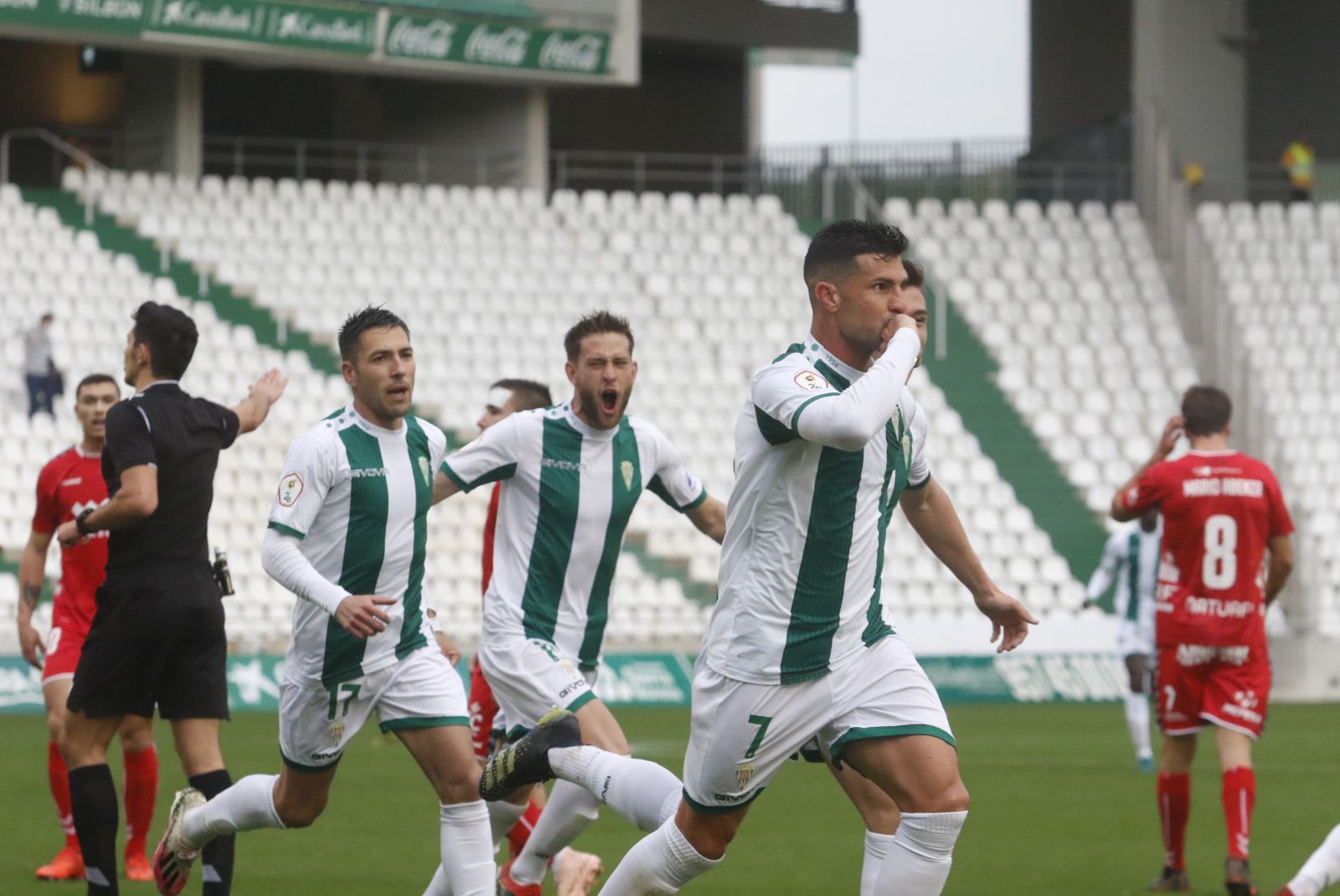 Las fotografías del empate entre el Córdoba CF y el Real Murcia