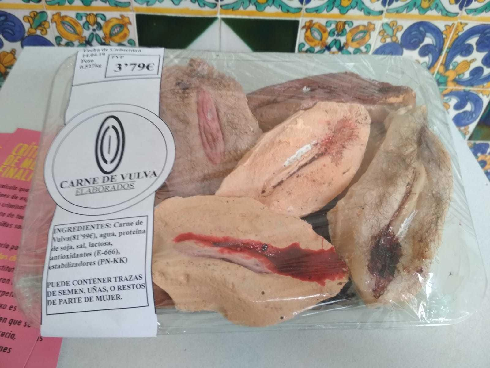Imagen de la escultura 'Carne de vulva'