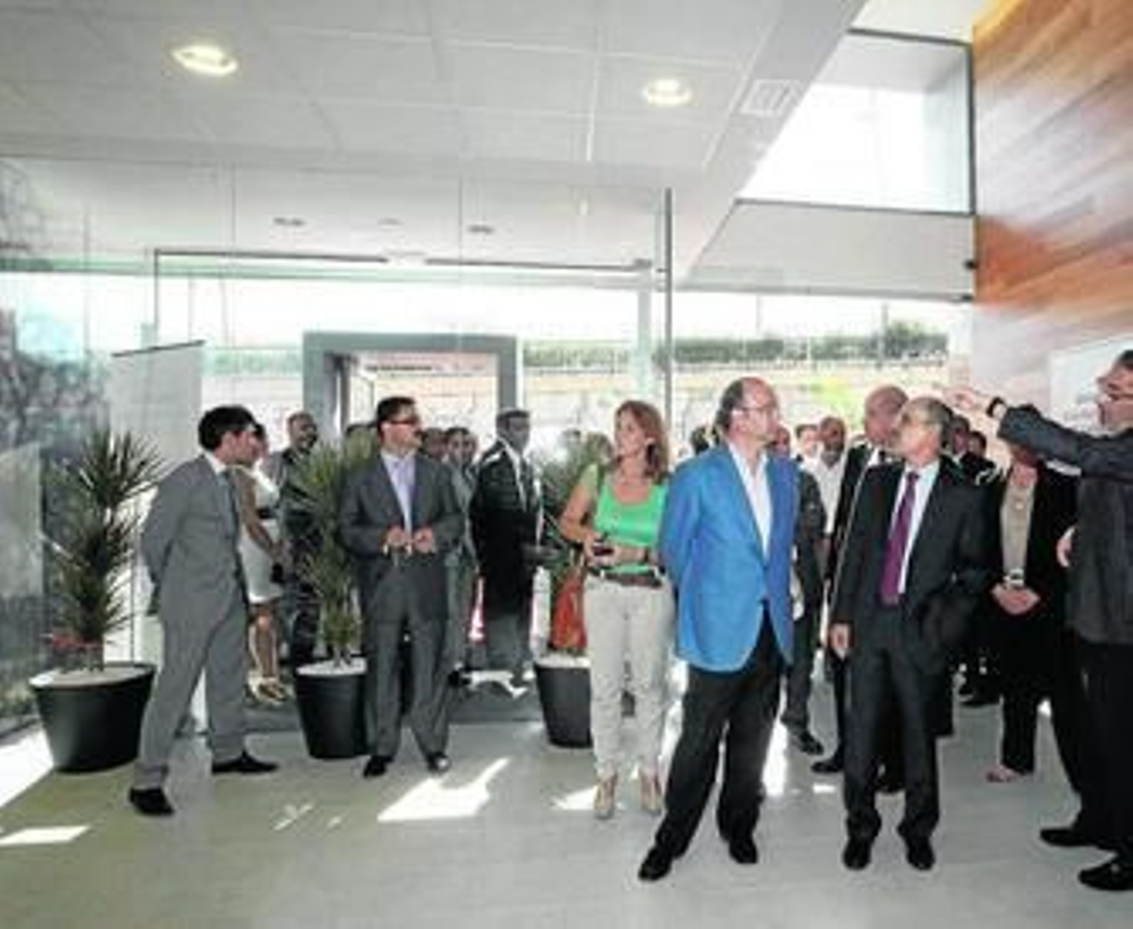 El embajador de Marruecos en España, Ahmedu Uld Suilem, junto al alcalde de Almería.