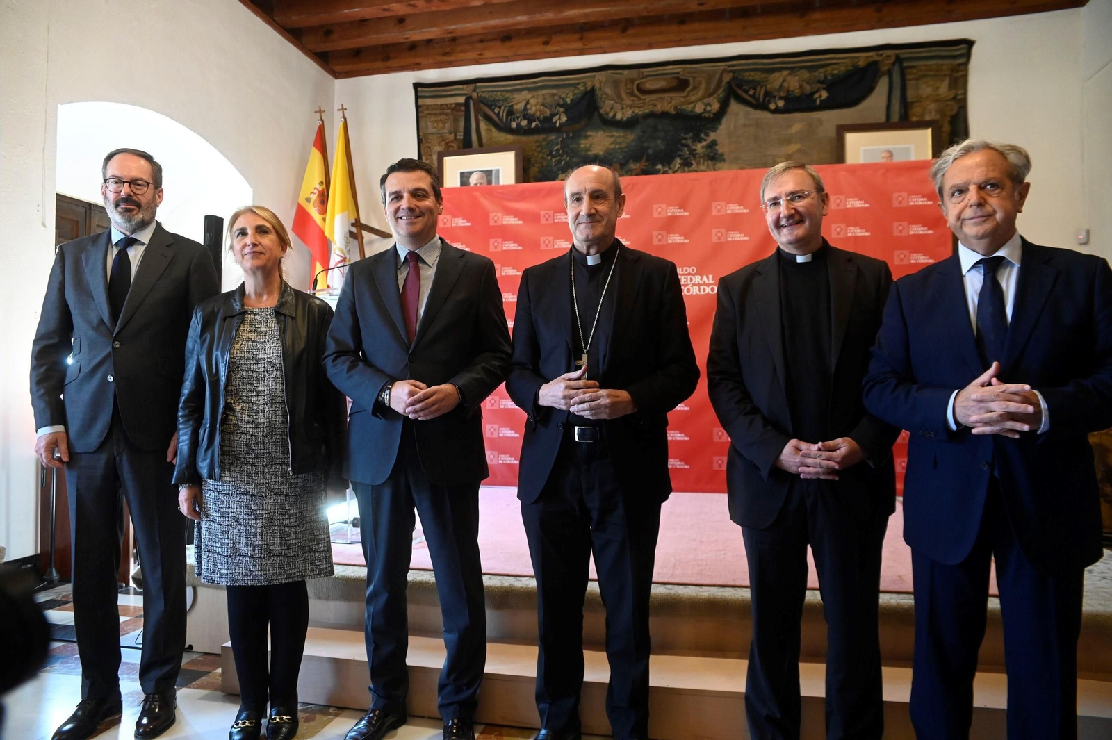 El reconocimiento a quienes lucharon contra el incendio de la Mezquita de Córdoba, en imágenes