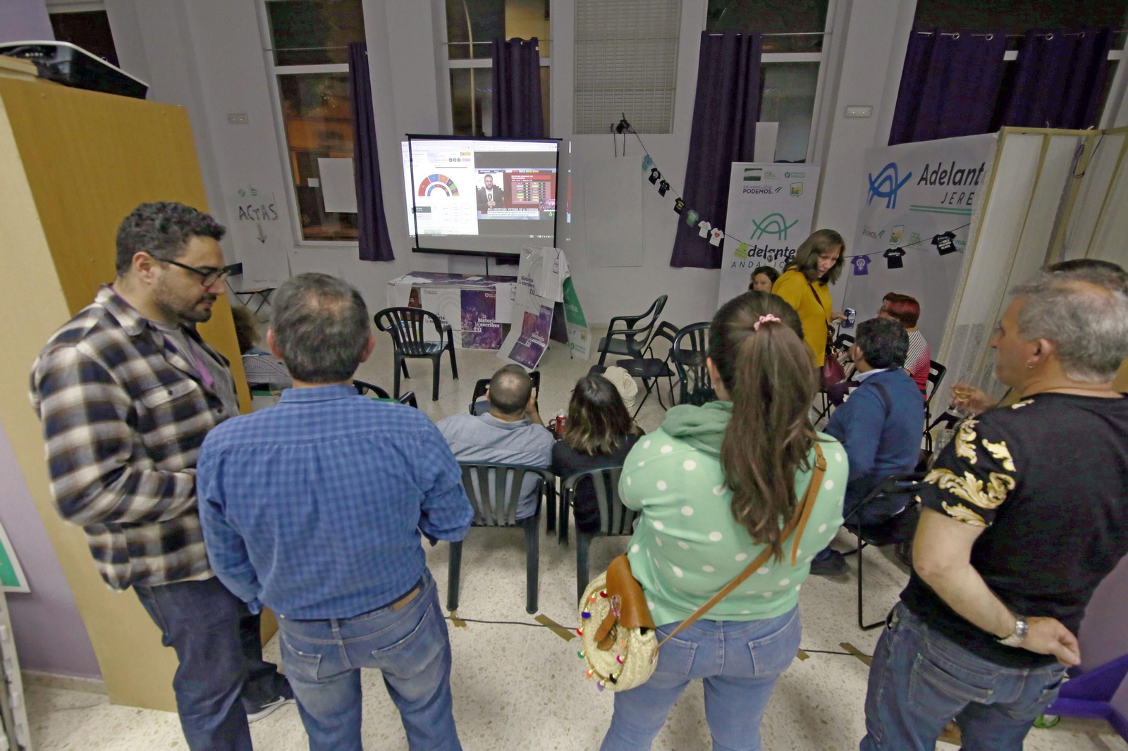 Imágenes de la noche Electoral en Jerez