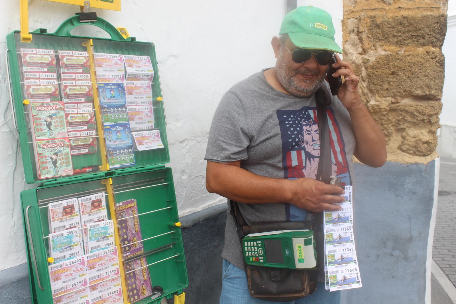 Imagen de archivo de Manuel Quintero Trujillo, en su puesto de Conil.