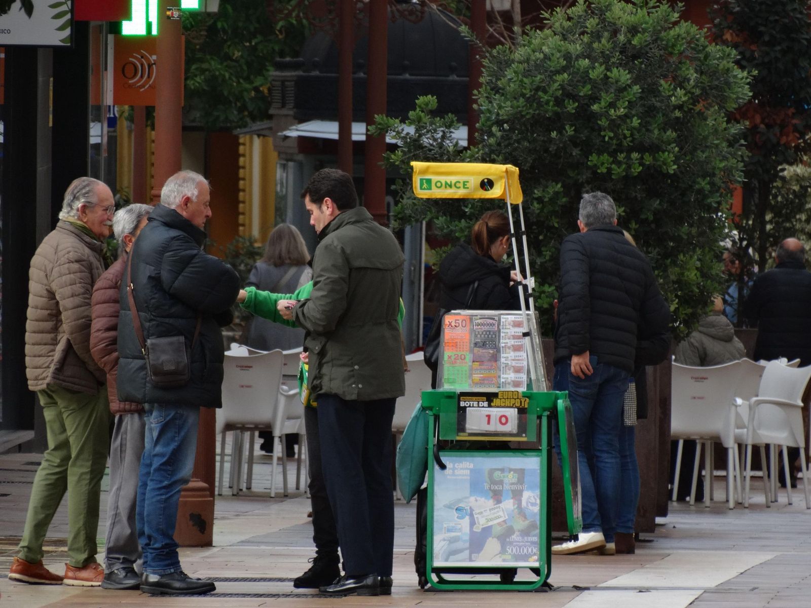 Fotos de ambiente en la mañana del lunes