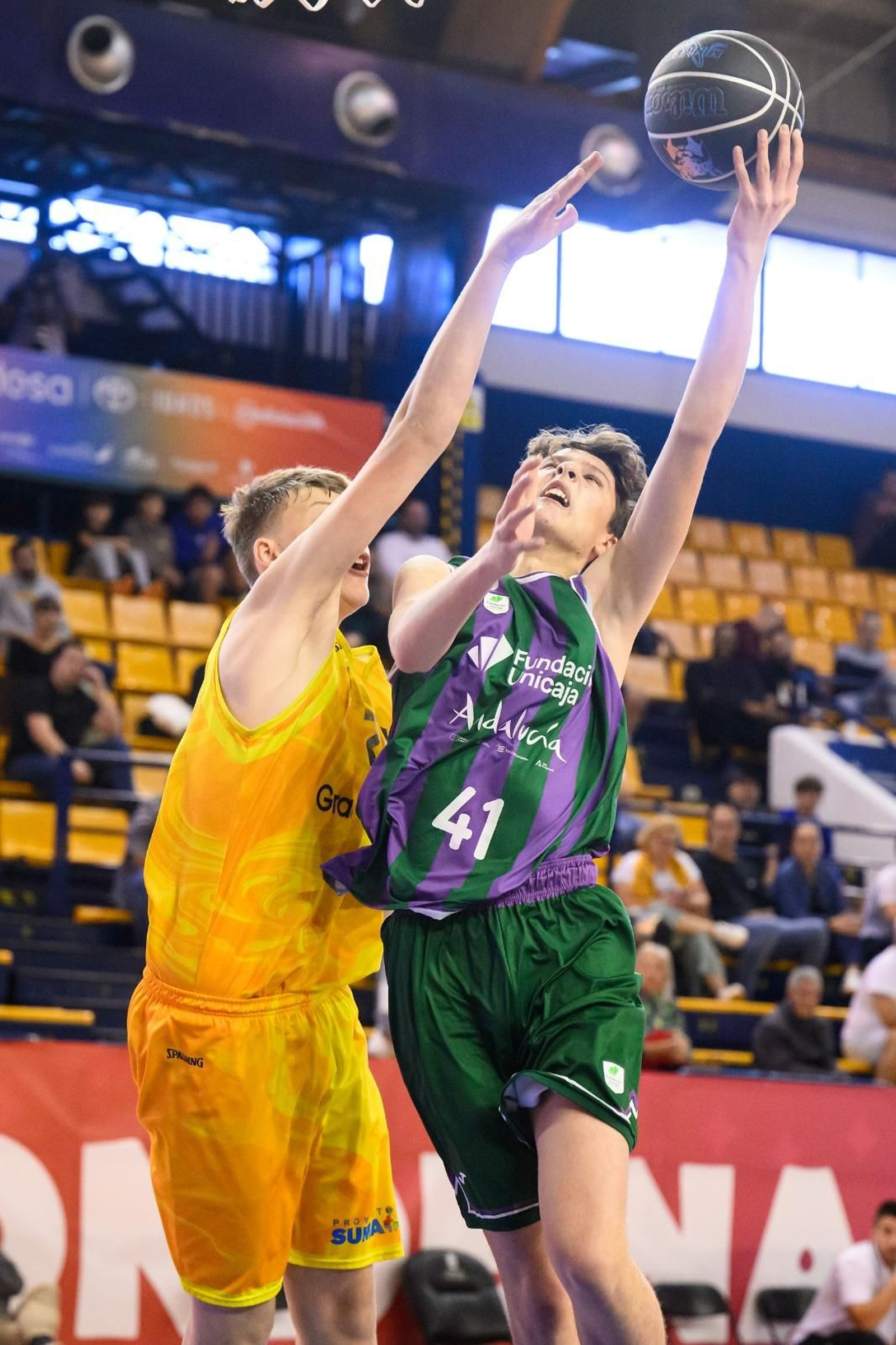 Un gran Unicaja bordea las semifinales en la Minicopa (94-86)