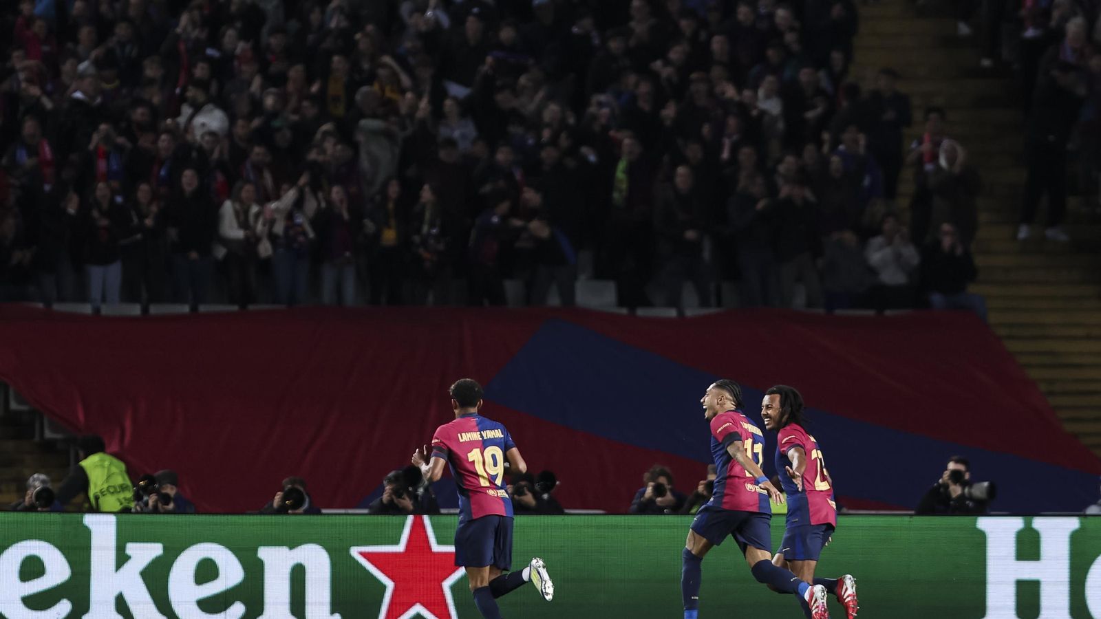 Las fotos del Barcelona-Benfica