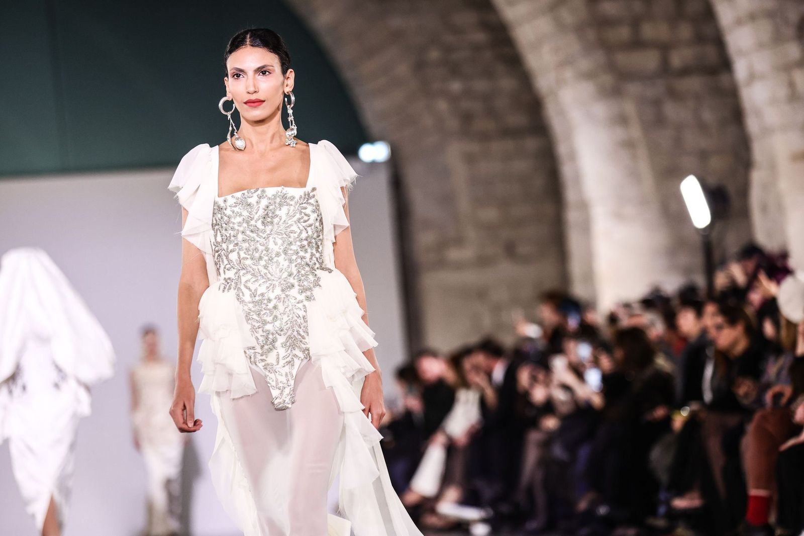 Juana Martín conquista París con su nueva colección, Presagio