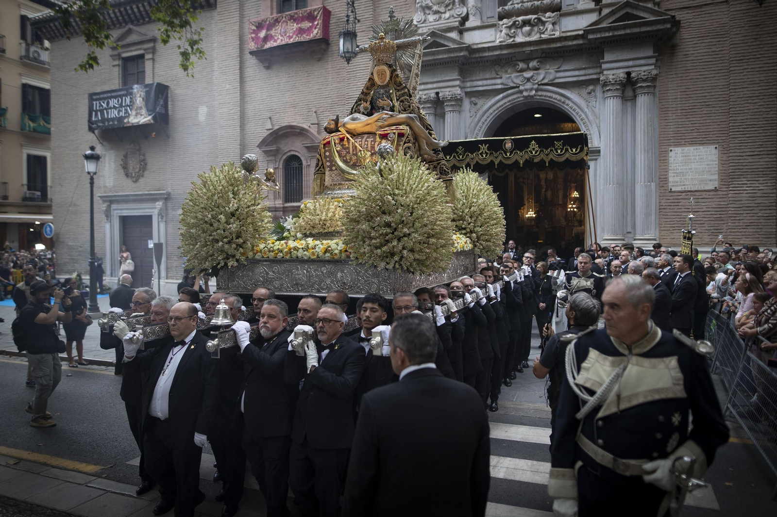 Solemne Procesión de Alabanza de la Virgen de las Angustias de Granada, Septiembre 2025.jpg