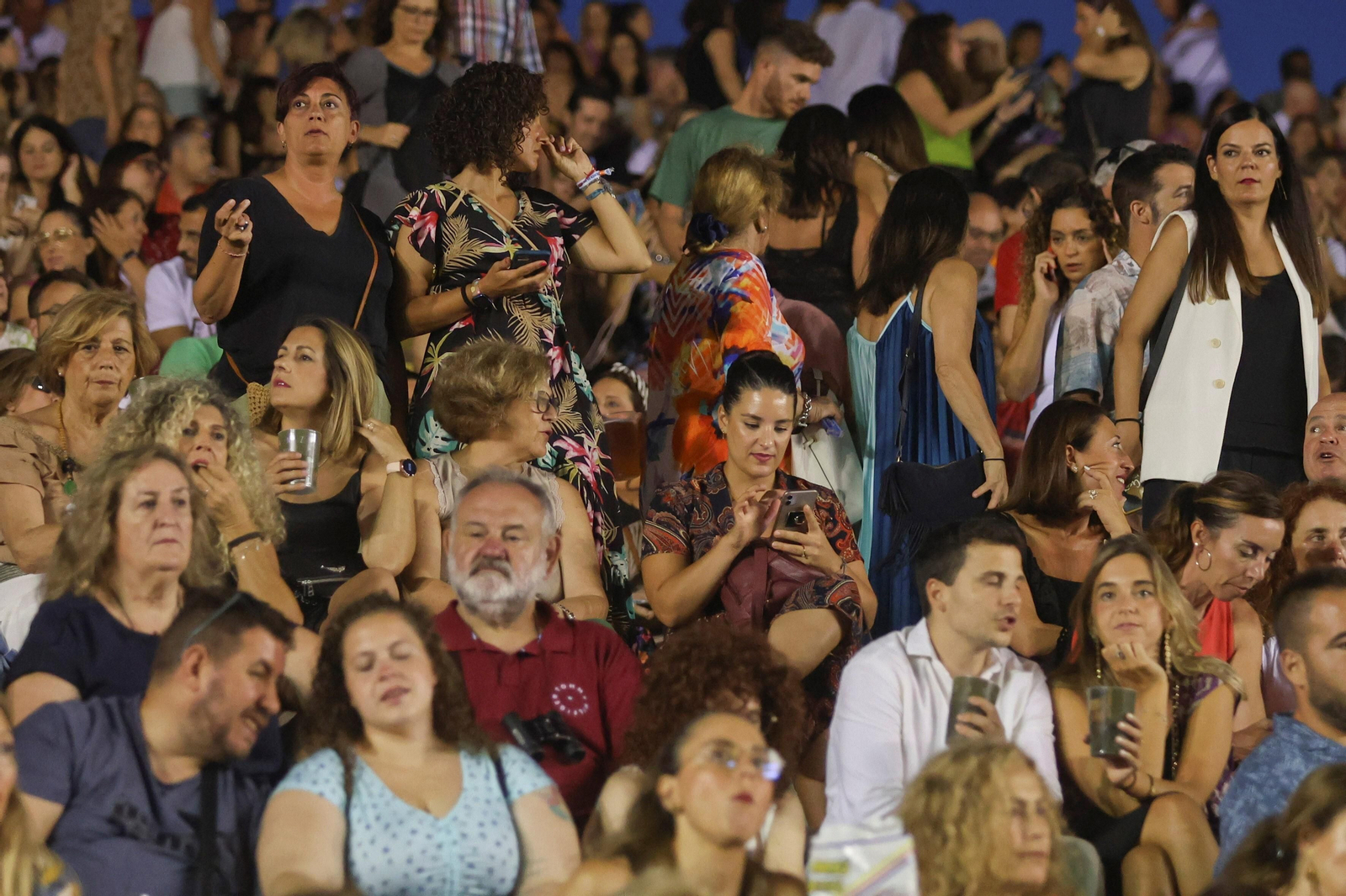 Búscate entre las fotos del concierto de Alejandro Sanz en Málaga