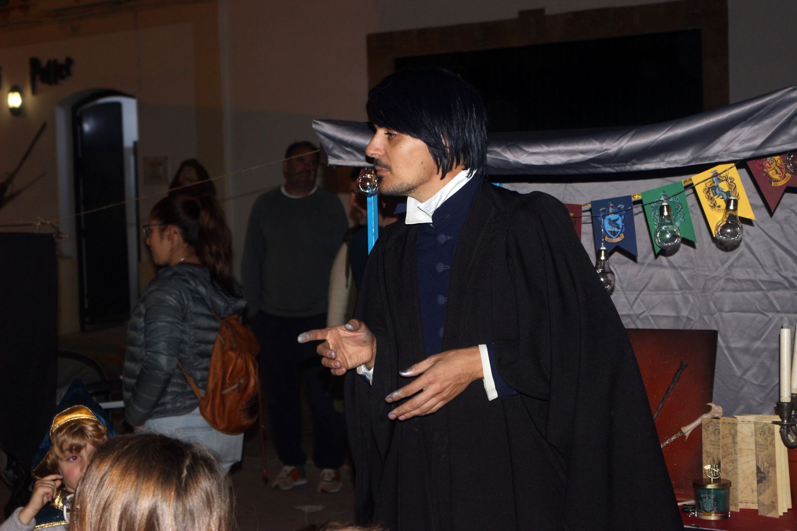 Las imágenes de la Escuela Hogwarts en la Plaza de la Iglesia