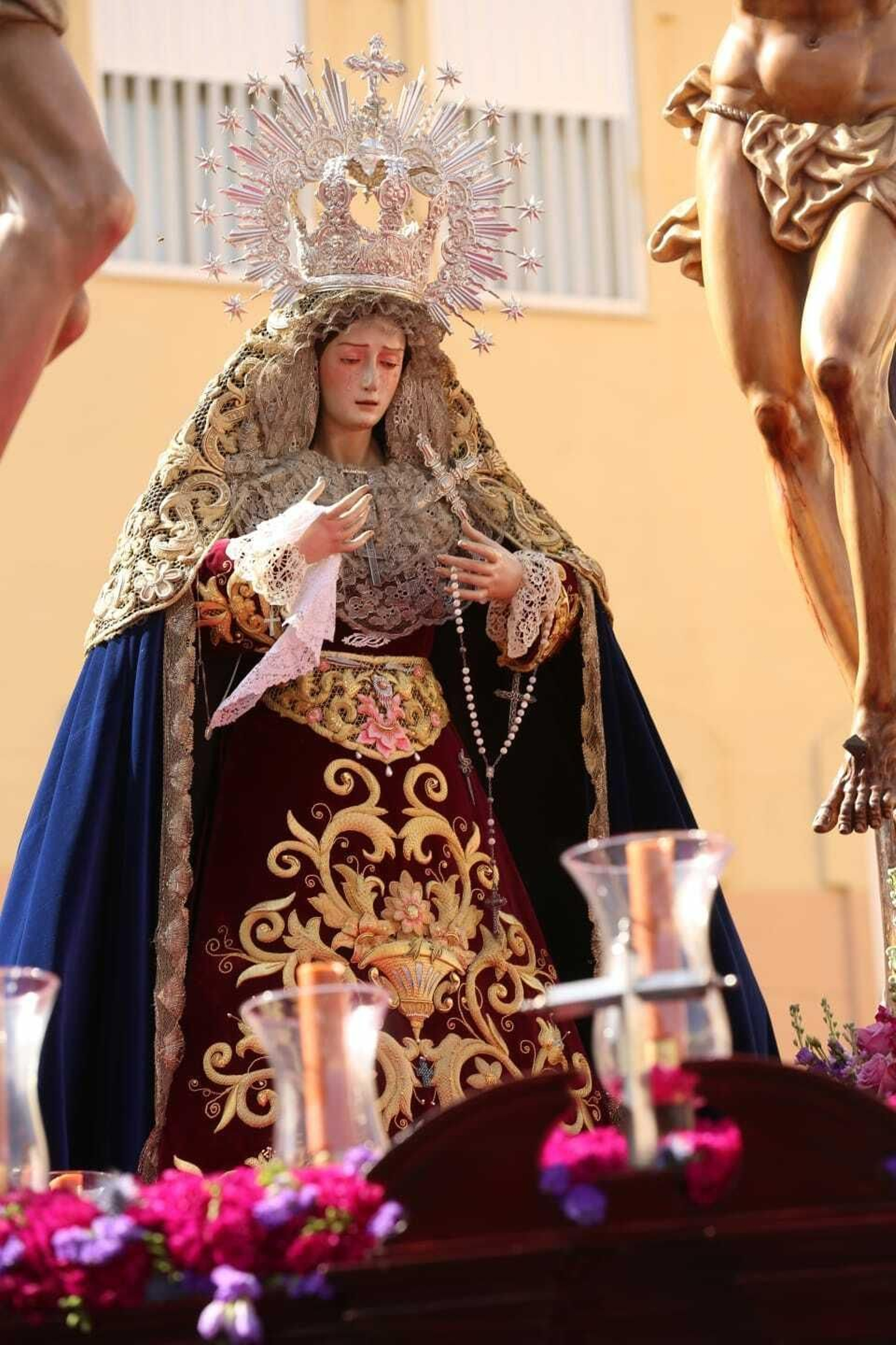 Las fotos de Dolores del Puente en el Lunes Santo en Málaga