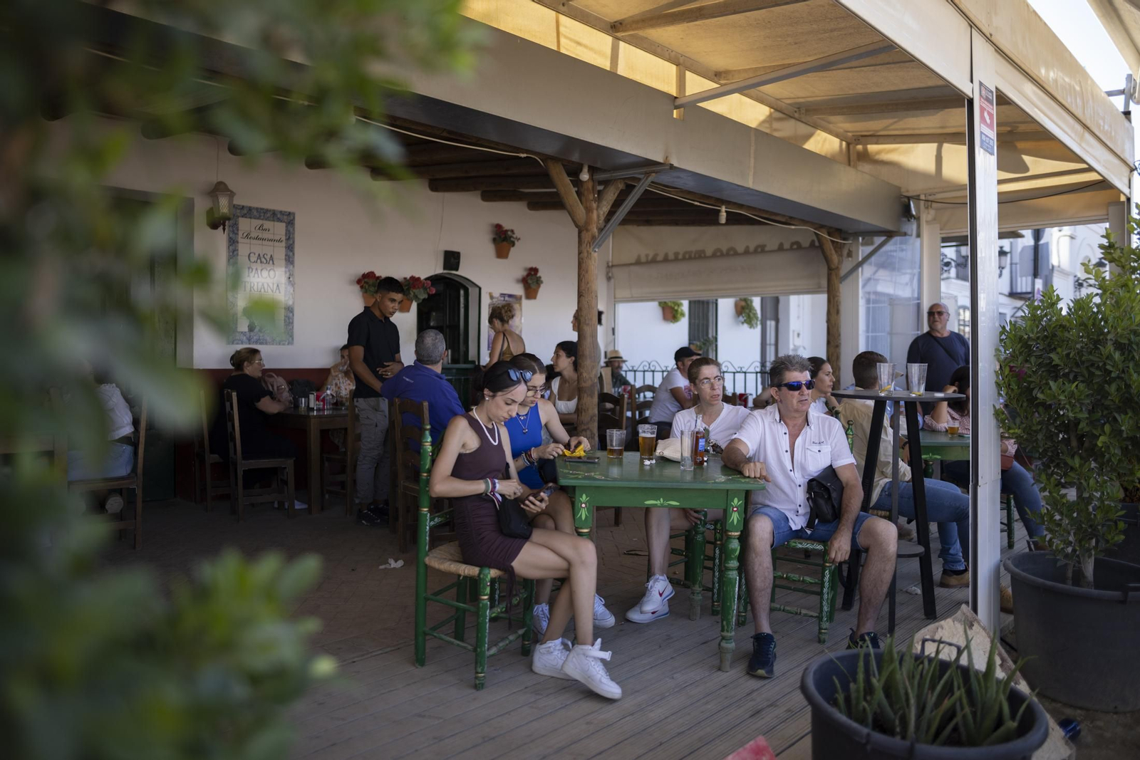 Ambiente del jueves 18 de agosto en la aldea de El Rocío durante el Rocío Chico