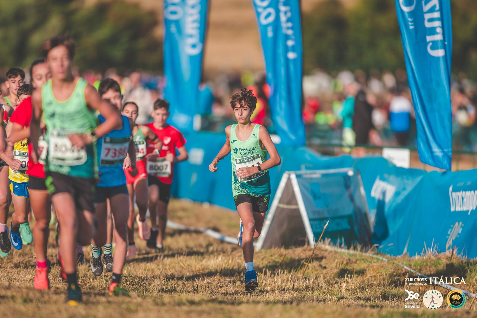 Búscate en las fotos del Cross de Itálica 2025 | 7