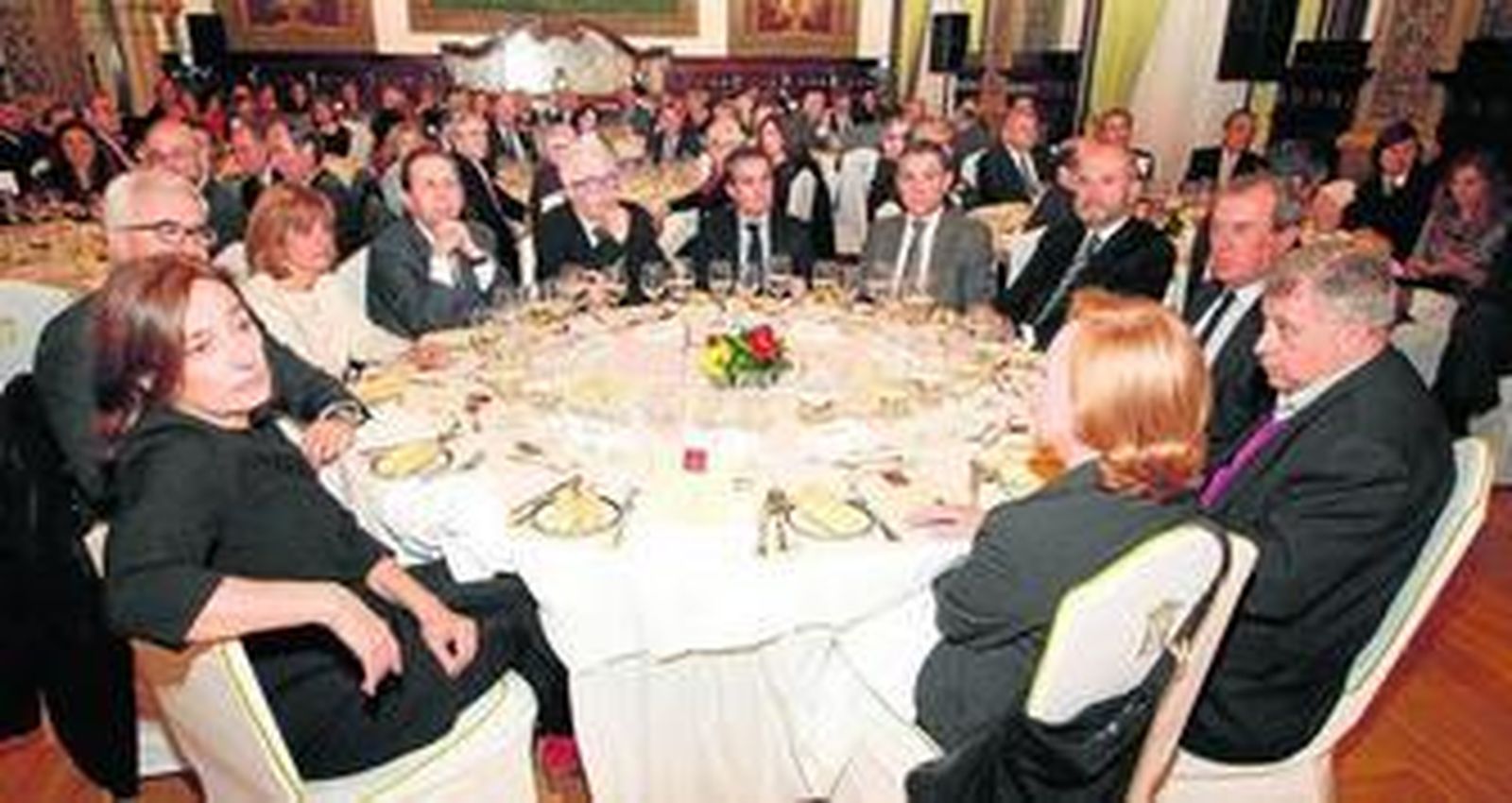 Pilar García, Manuel Jiménez Barrio, Sandra Jiménez, José Antonio Carrizosa, José Sánchez Maldonado, Rafael Herrador, Joaquín Joly, Manuel Chaves, Javier Benjumea, Jerónimo Páez y Antonia Iborra.