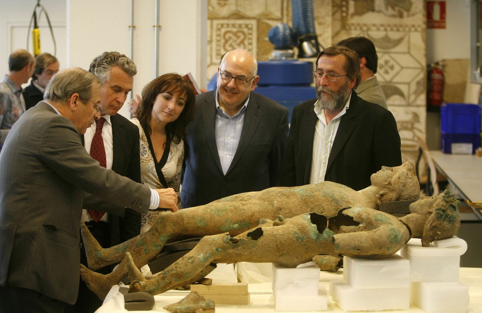 Los dos efebos, tras ser recuperados en 2012.