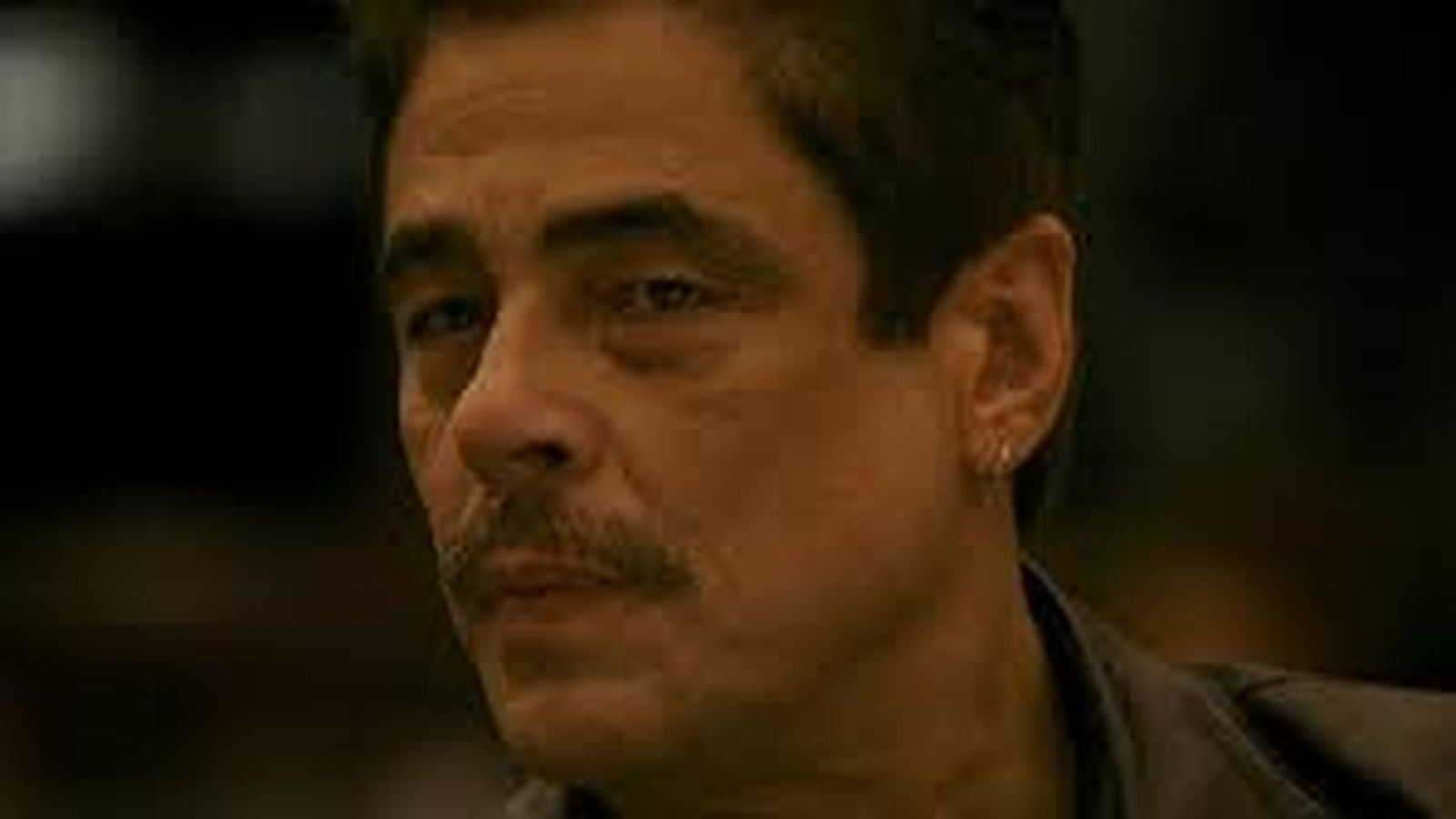 Benicio del Toro, en una escena de 'Reptiles'.