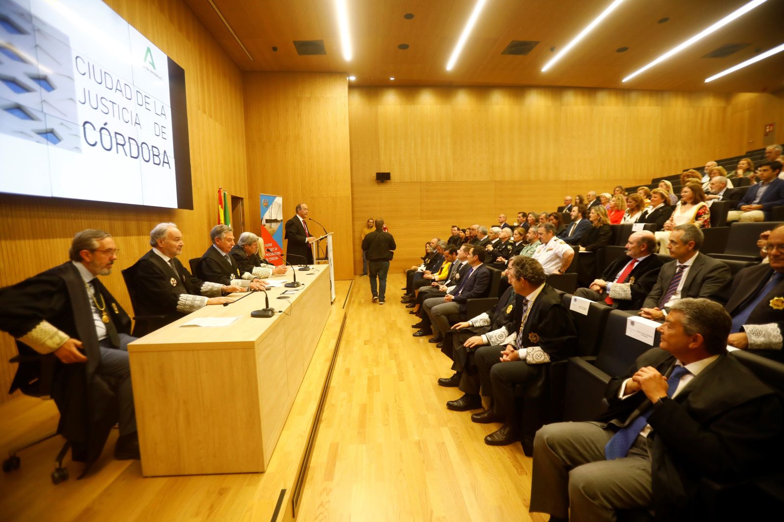 Las imágenes del reconocimiento a los procuradores de Córdoba en el día de su patrona