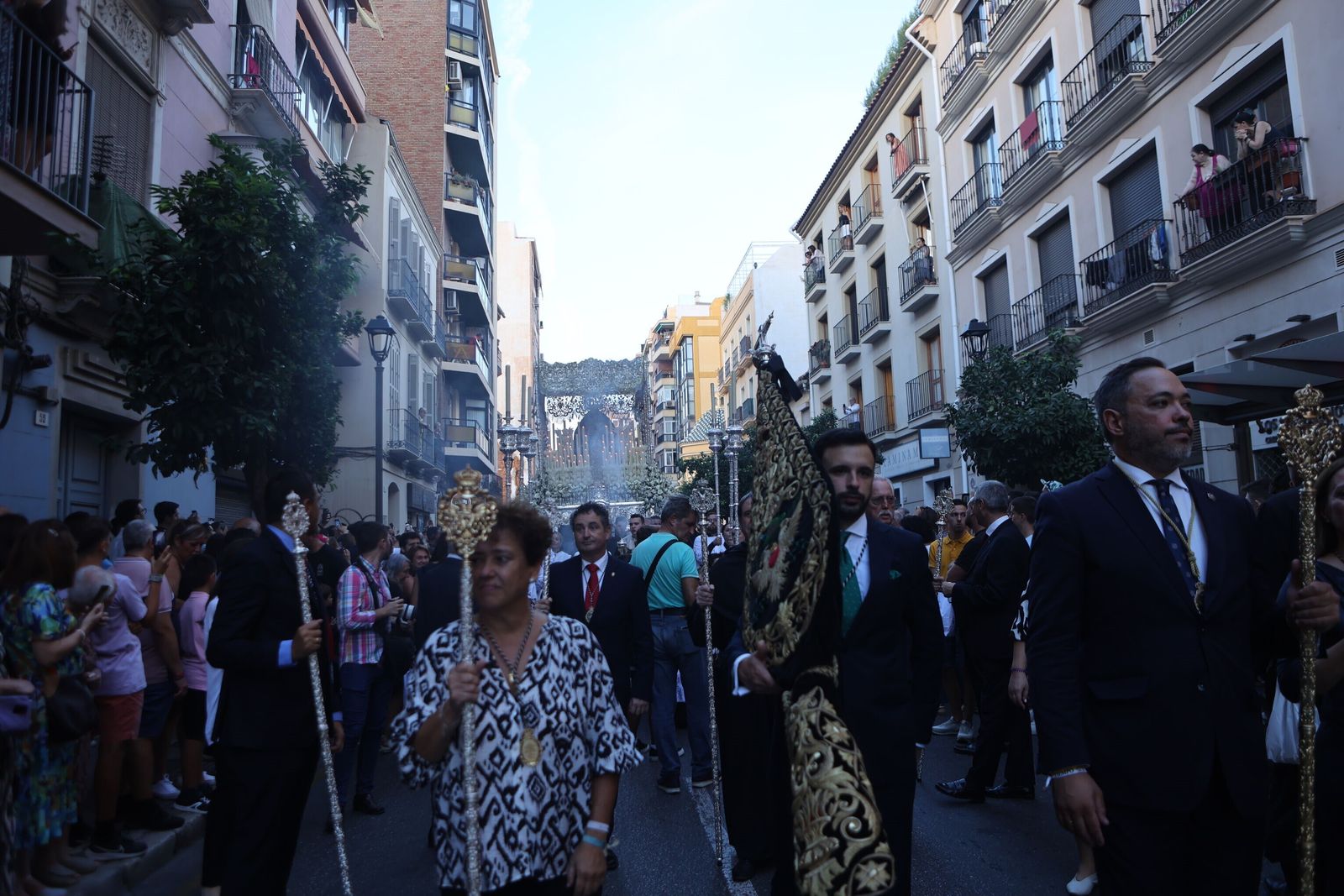 Las fotos de la procesión de Nuestra Señora de la Caridad por el barrio de la Victoria