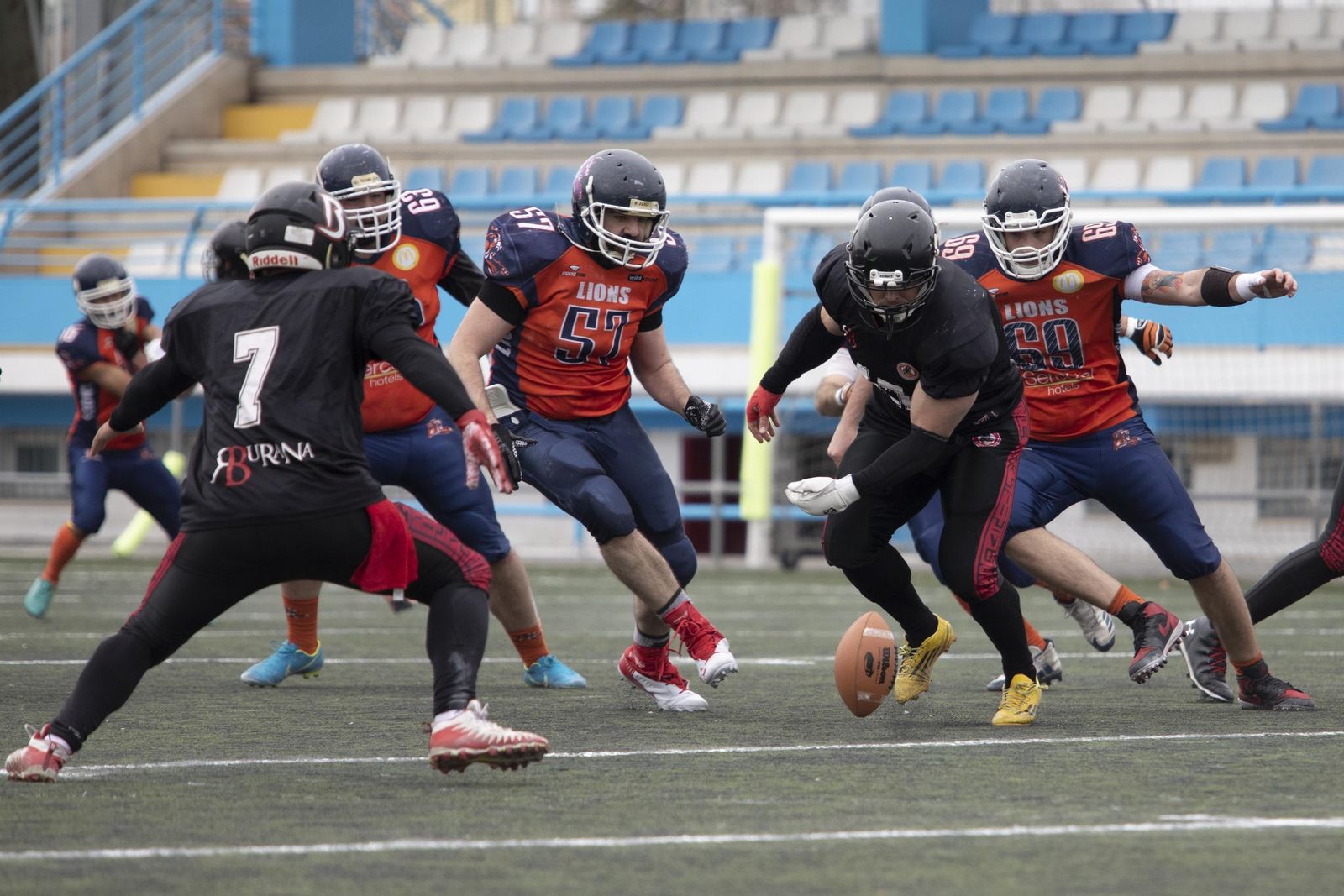 Los Lions vencieron con claridad a Barbarians.