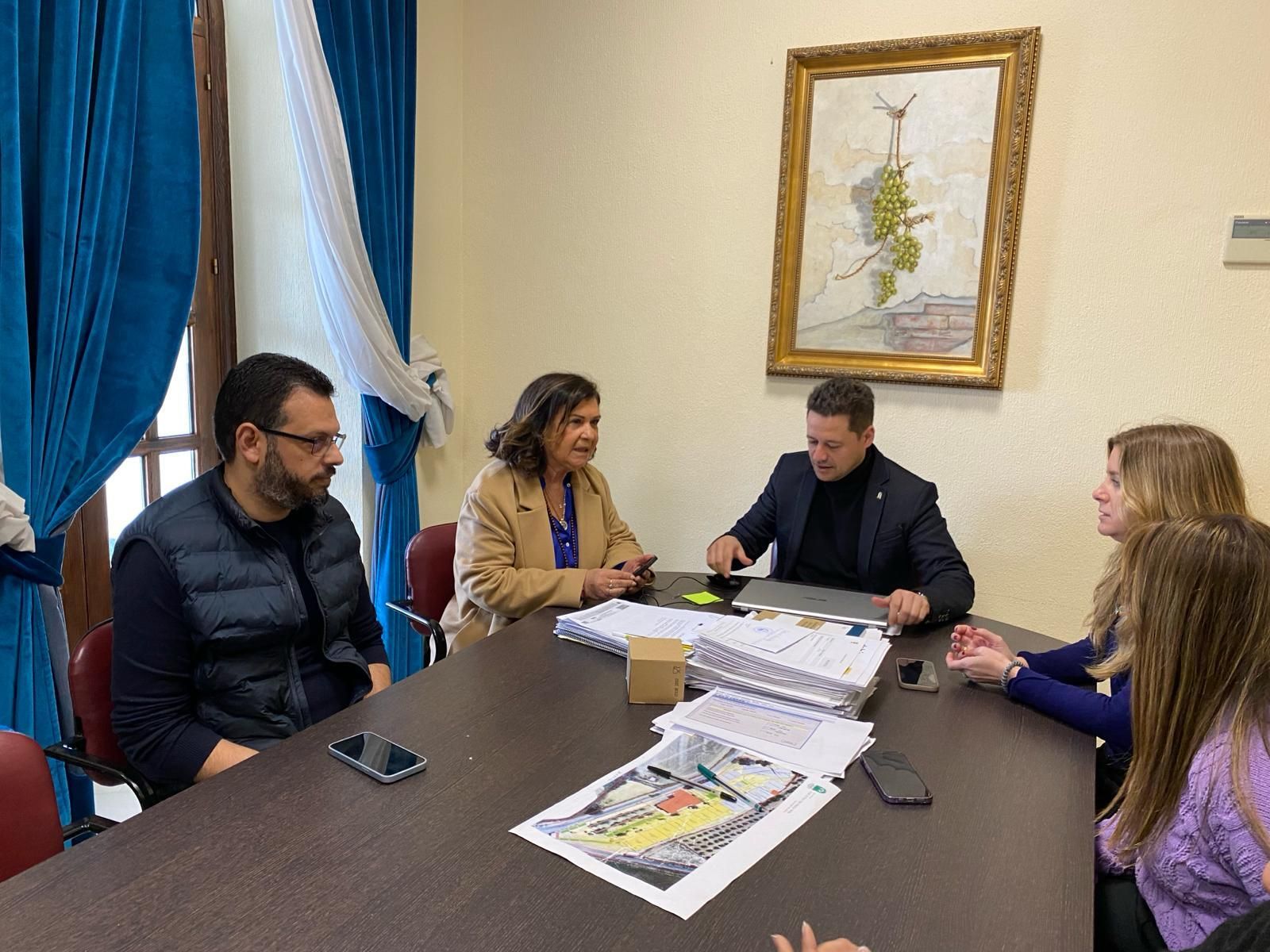 Visita de Carmen Céspedes a Manzanilla.