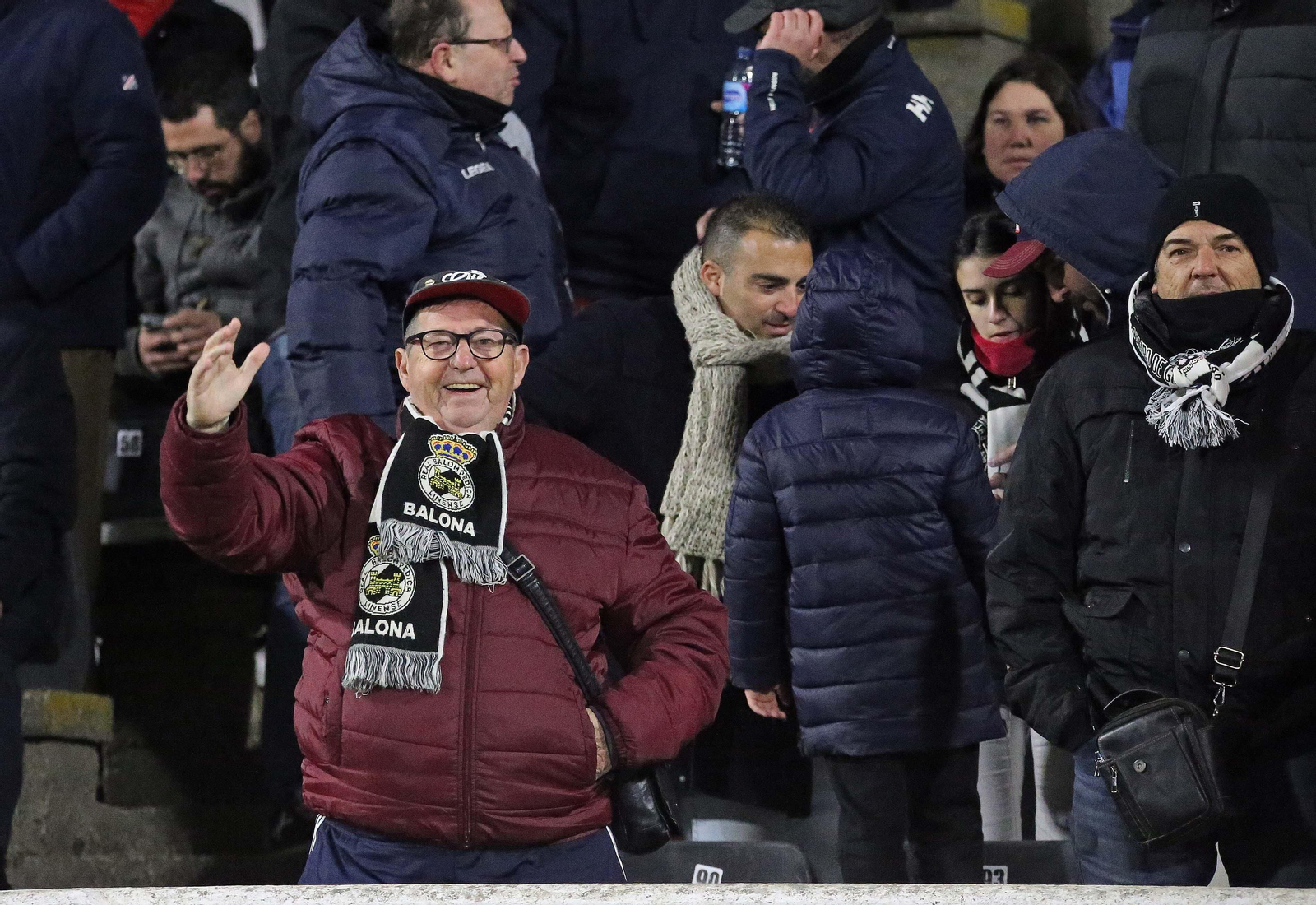 Fotos de la afición en el estadio municipal de La Línea