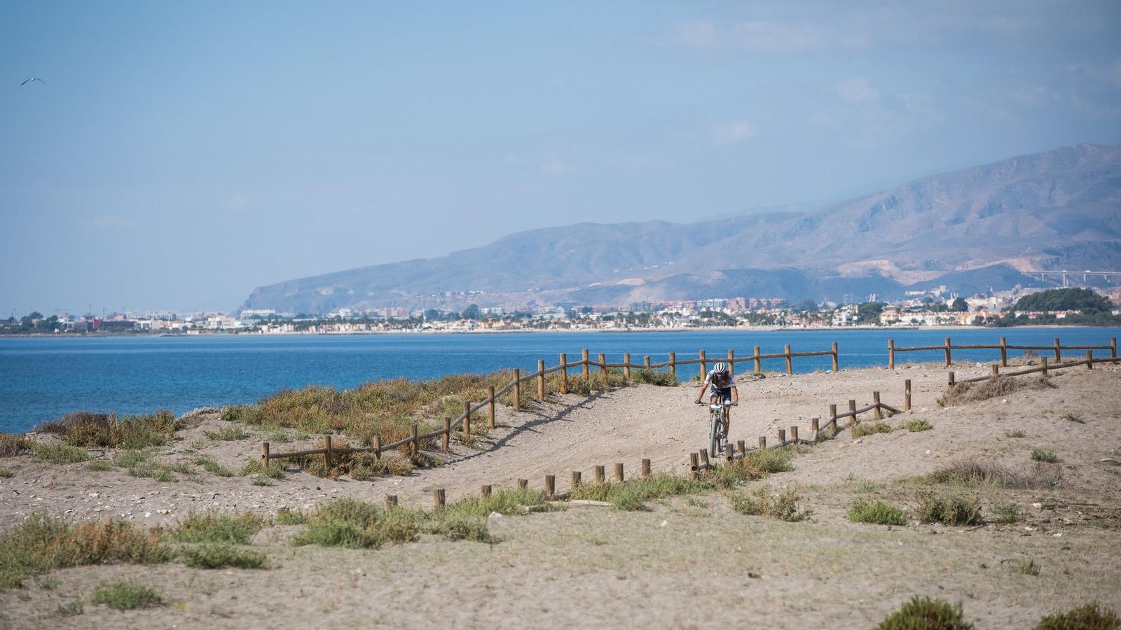 La pasada edición de la Titan Desert nos dejó imágenes tan espectaculares como esta.