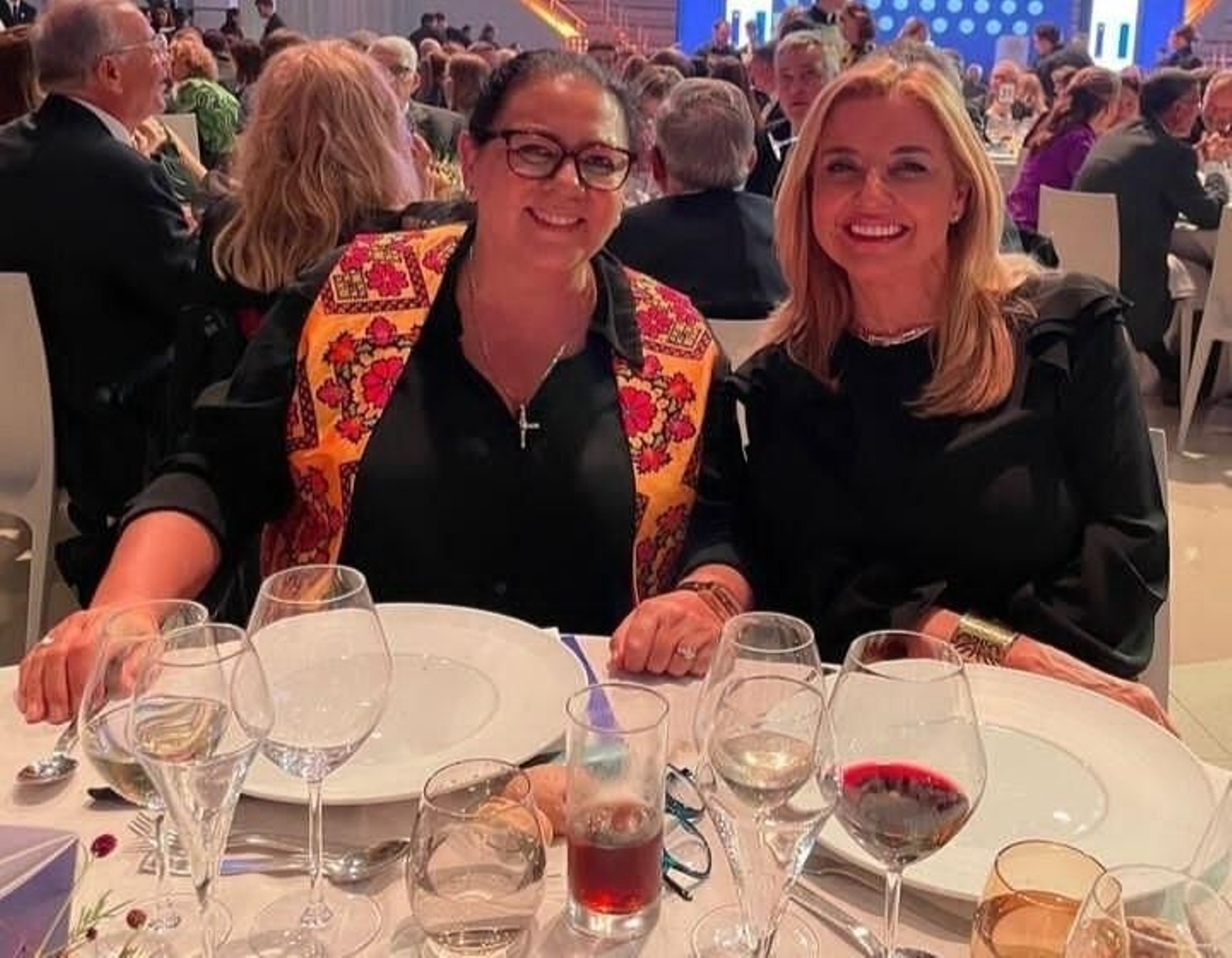 María del Monte e Inmaculada Casal en la última foto compartidas juntas, en la cena de los premios Planeta del pasado día 15