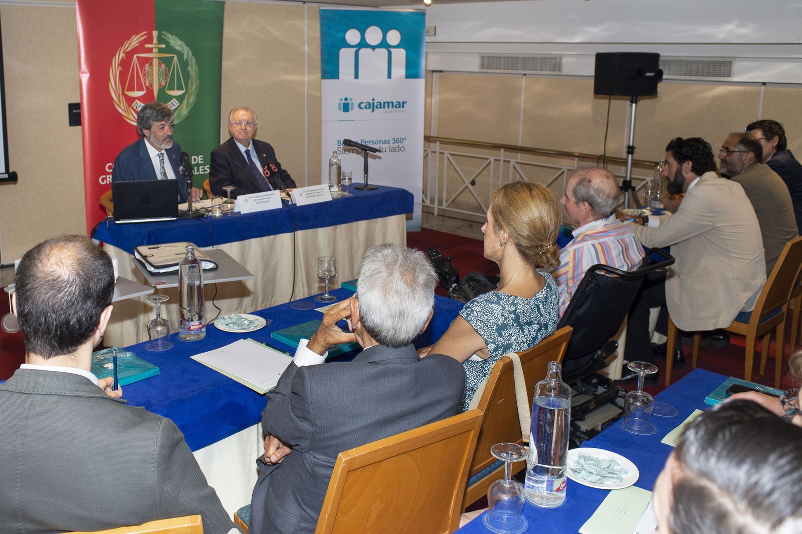 El jefe de la Inspección de Trabajo, Eugenio Santa-Bárbara, interviene en el acto este jueves en un acto del Colegio de Graduados Sociales.