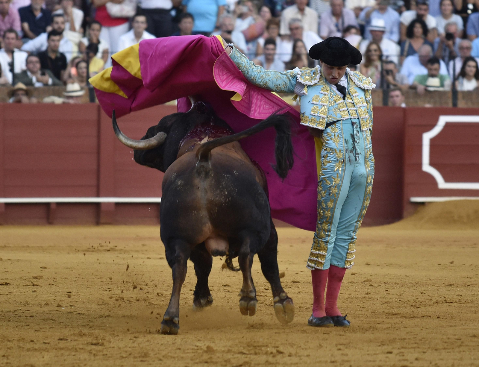 La segunda corrida de la Feria de San Miguel, en imágenes