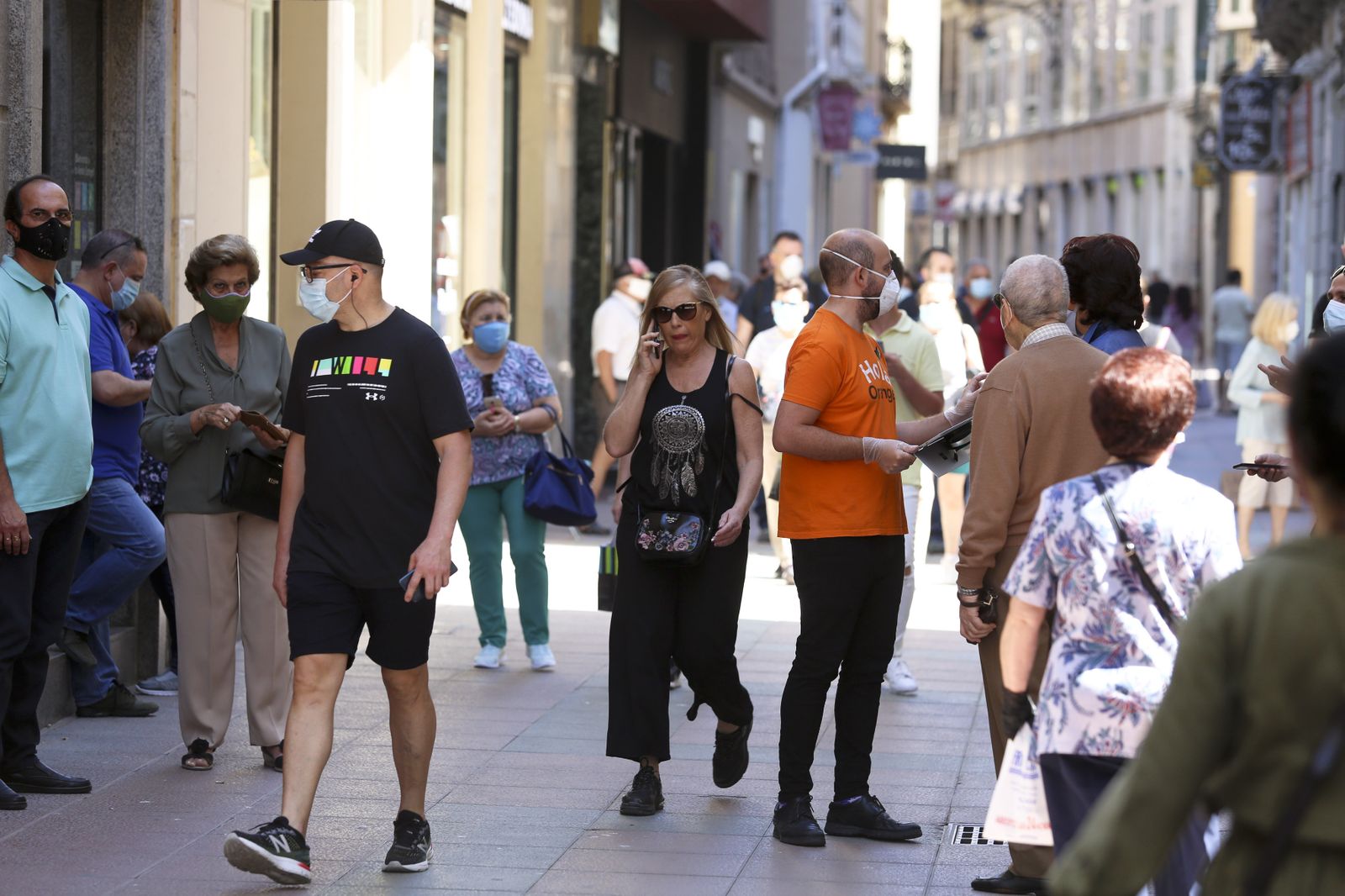Las fotos del centro de Málaga, de vuelta a la vida con la desescalada