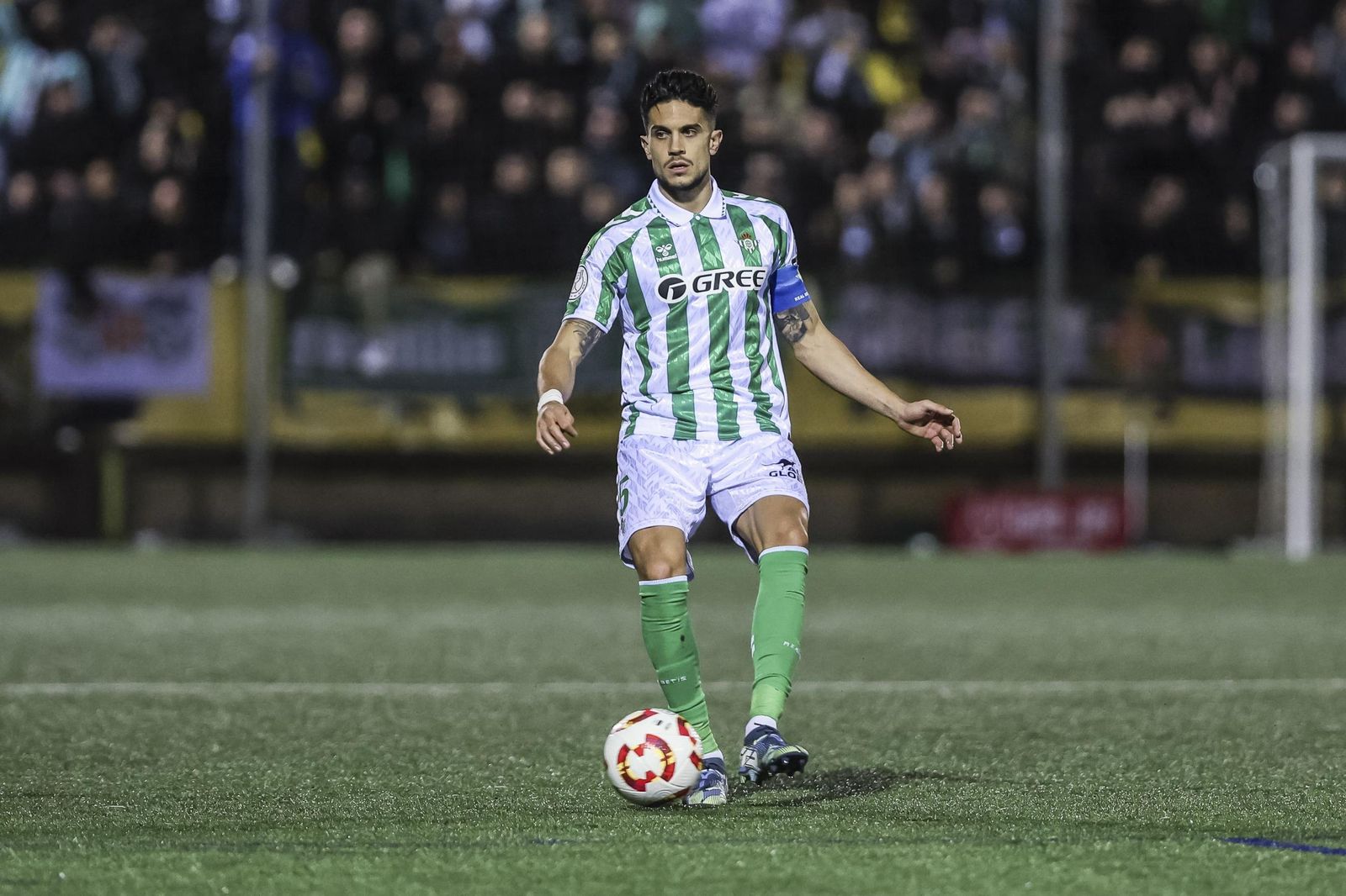 Las fotos del Sant Andreu - Betis de Copa del Rey