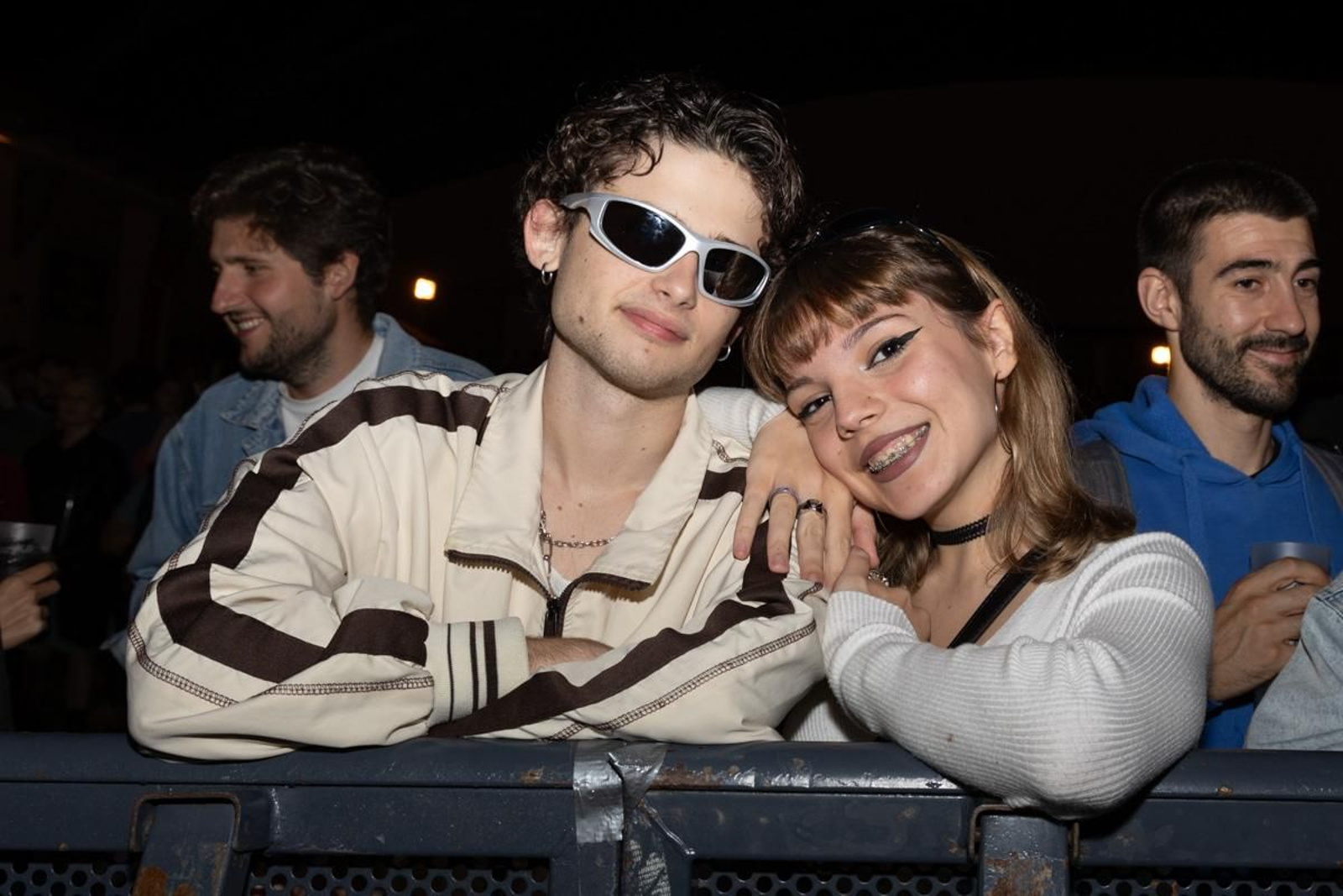 Feria de noche de San Lucas, Concierto de La Plazuela y La Mona Chita Rock, en imágenes