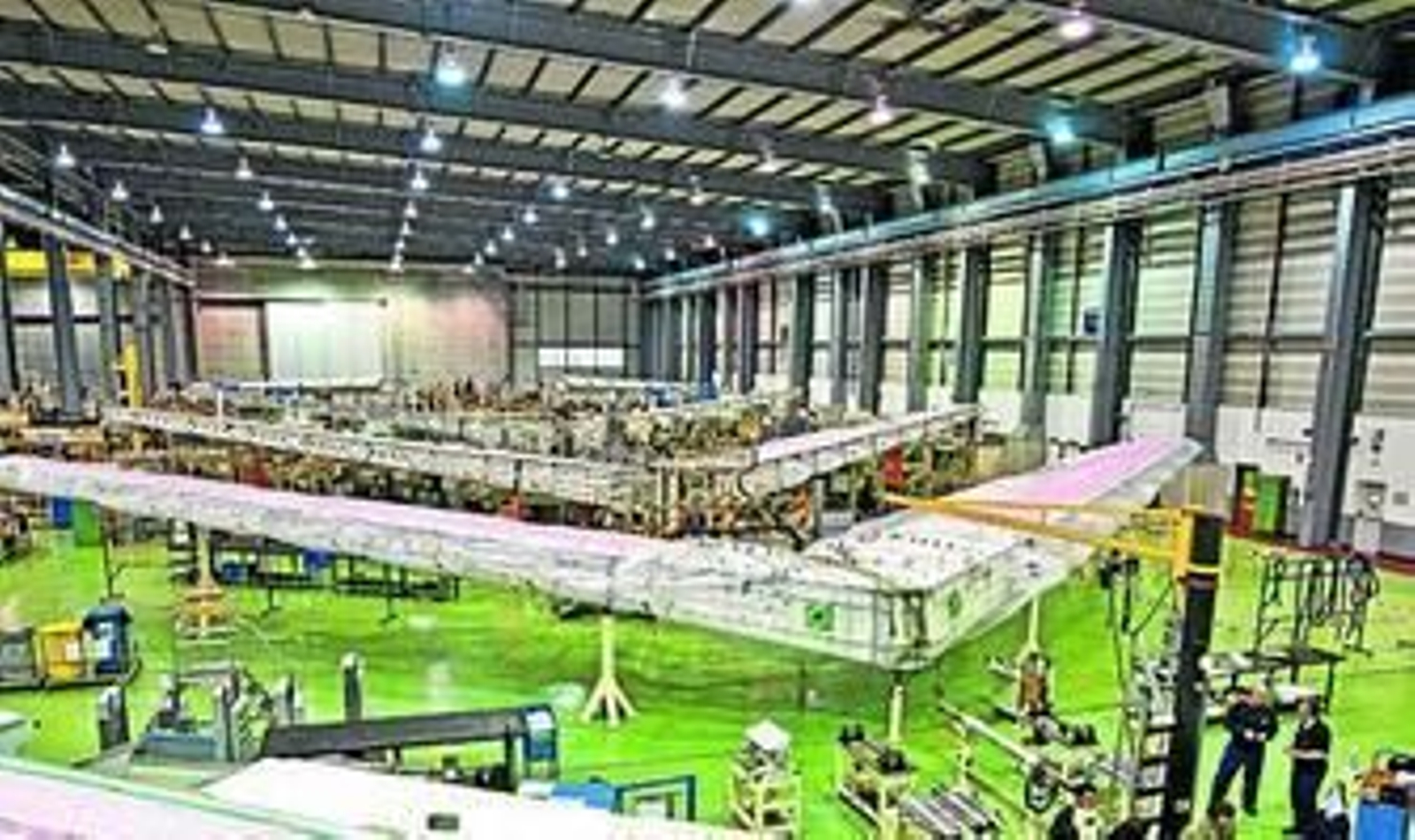 Interior de la factoría de Airbus en Puerto Real, una de las fábricas que podrían contratar a alumnos que superen la prueba de homologación.