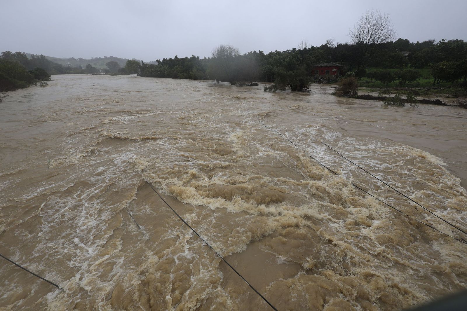 Fotos de las inundaciones y efectos de la borrasca Leonardo en Jimena y Tesorillo