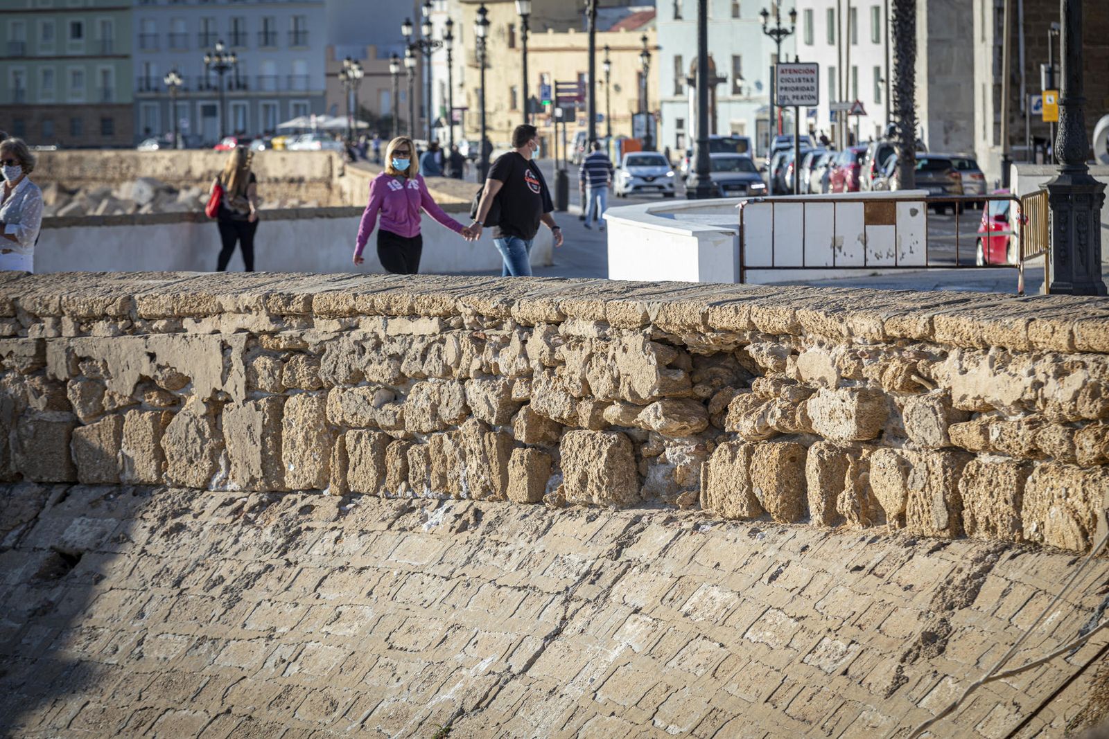 Estado de la balaustrada en el Campo del Sur.