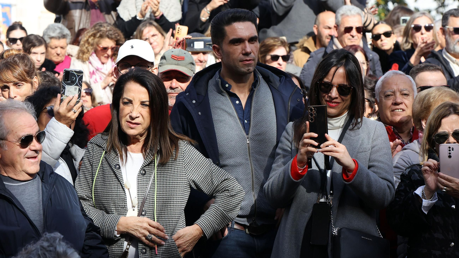 Imágenes de la zambomba BIC en Jerez