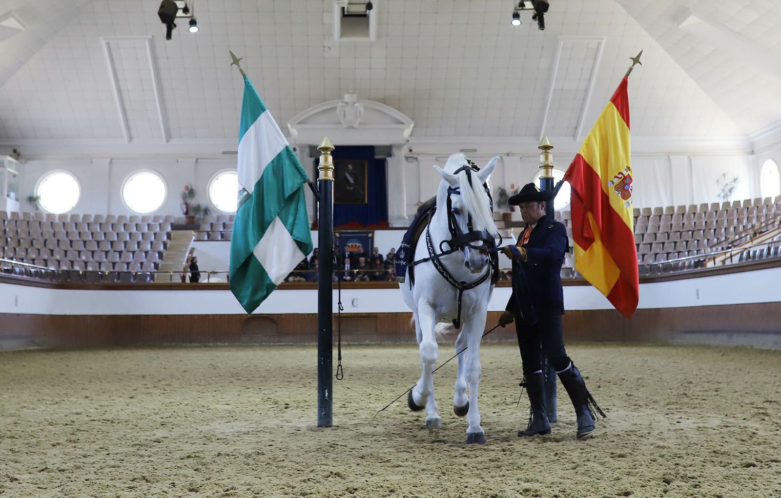 Imágenes del maridaje 'Vinos y Caballos'