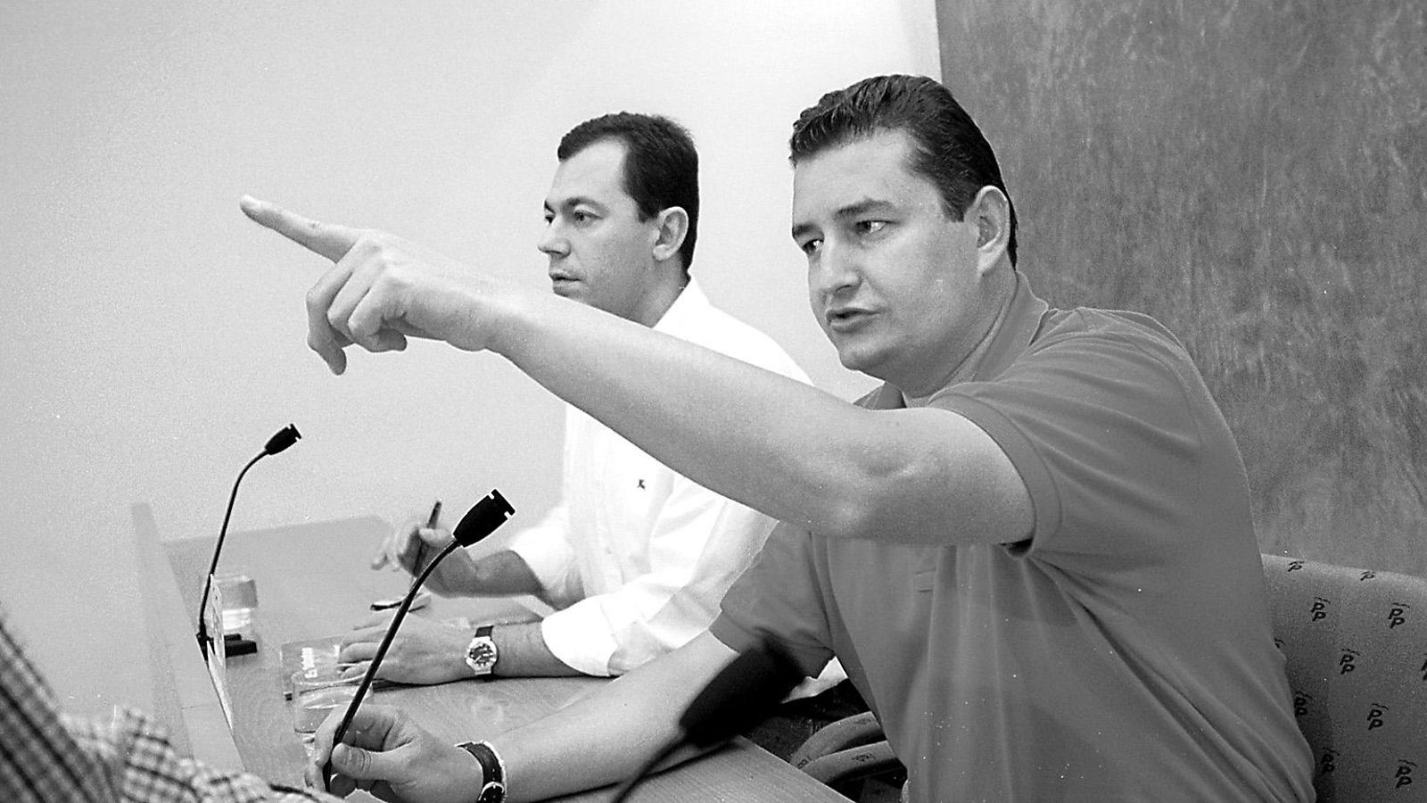 José Luis Sanz y Antonio Sanz, en una rueda de prensa en el año 2003.