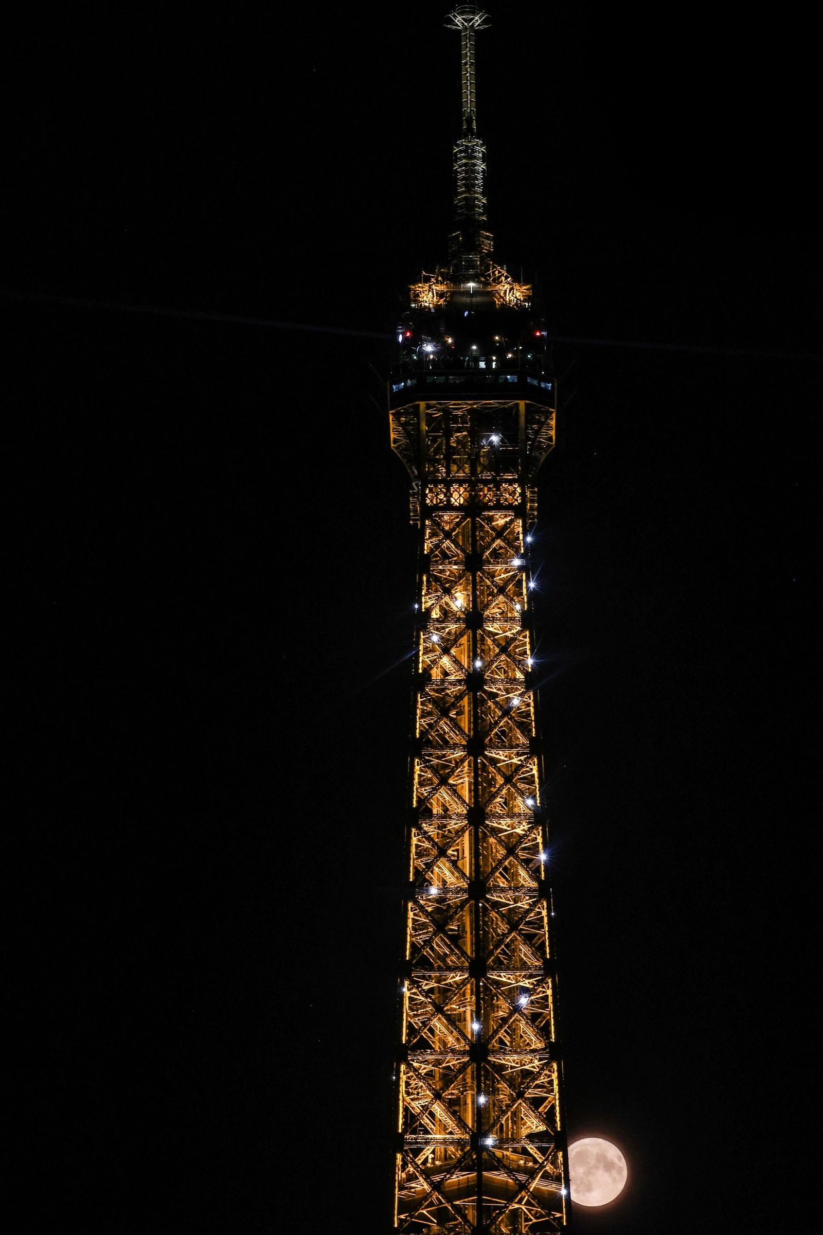 La Superluna azul captada en diferentes partes del planeta: un disfrute visual de la Luna del Esturión