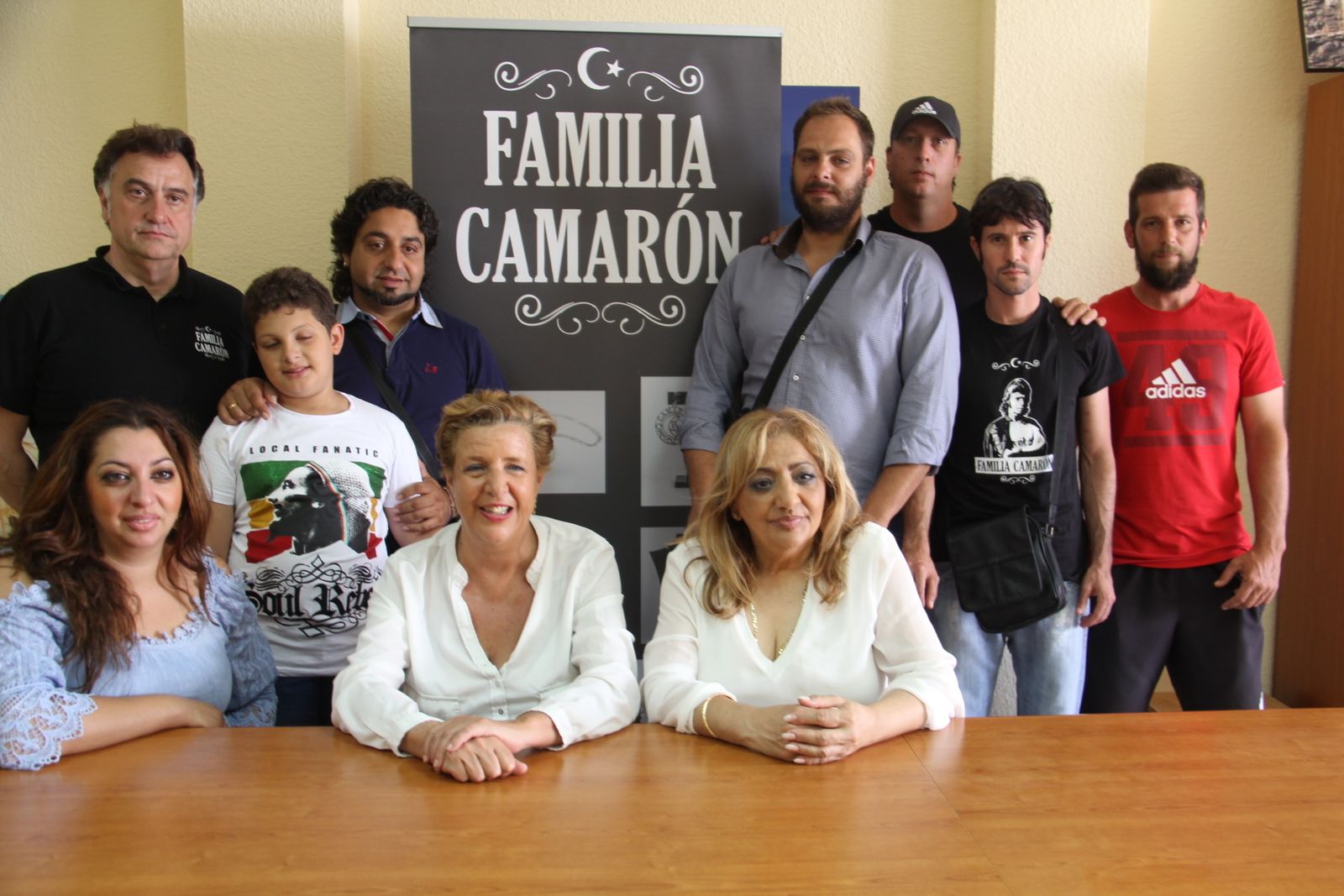 La familia de Camarón, ayer, durante la presentación del homenaje.