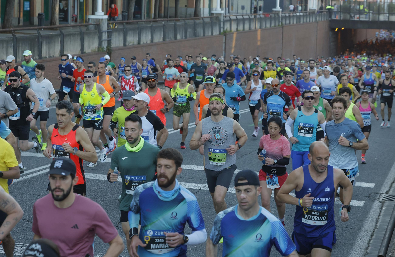 Búscate en el Zurich Maratón de Sevilla 2025