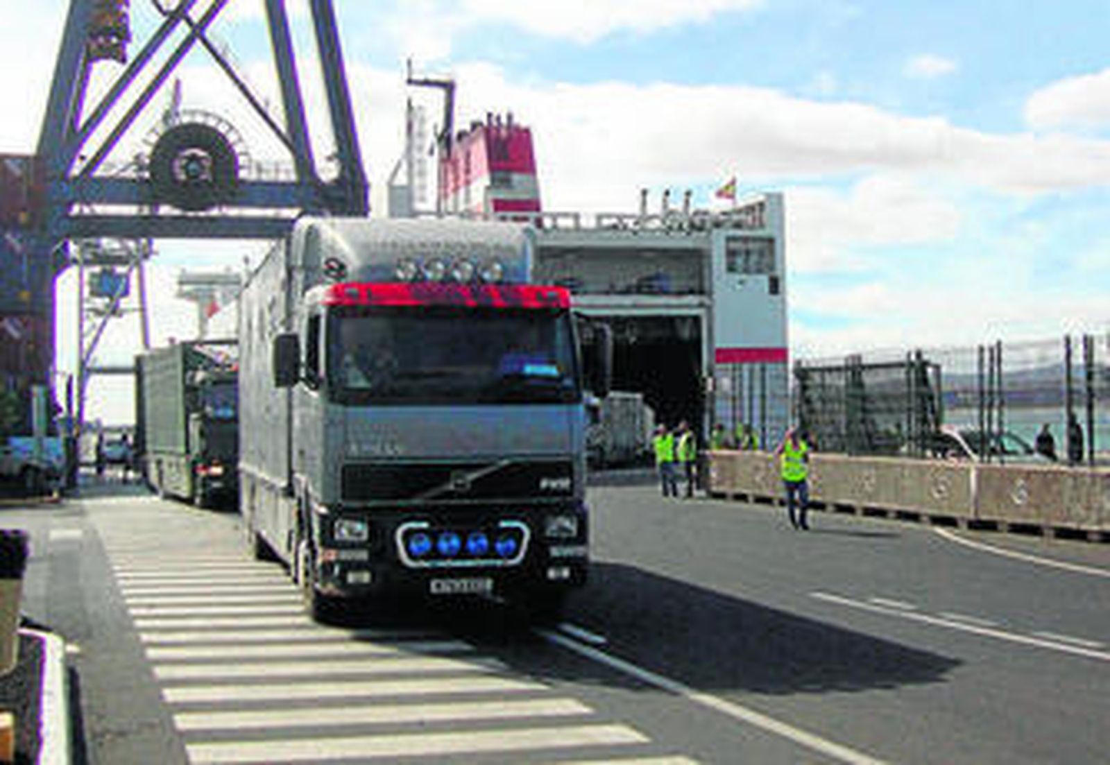 El superfast 'Baleares', en una imagen de noviembre, cuando llegó a Fuenteventura para el rodaje de 'Exodus'