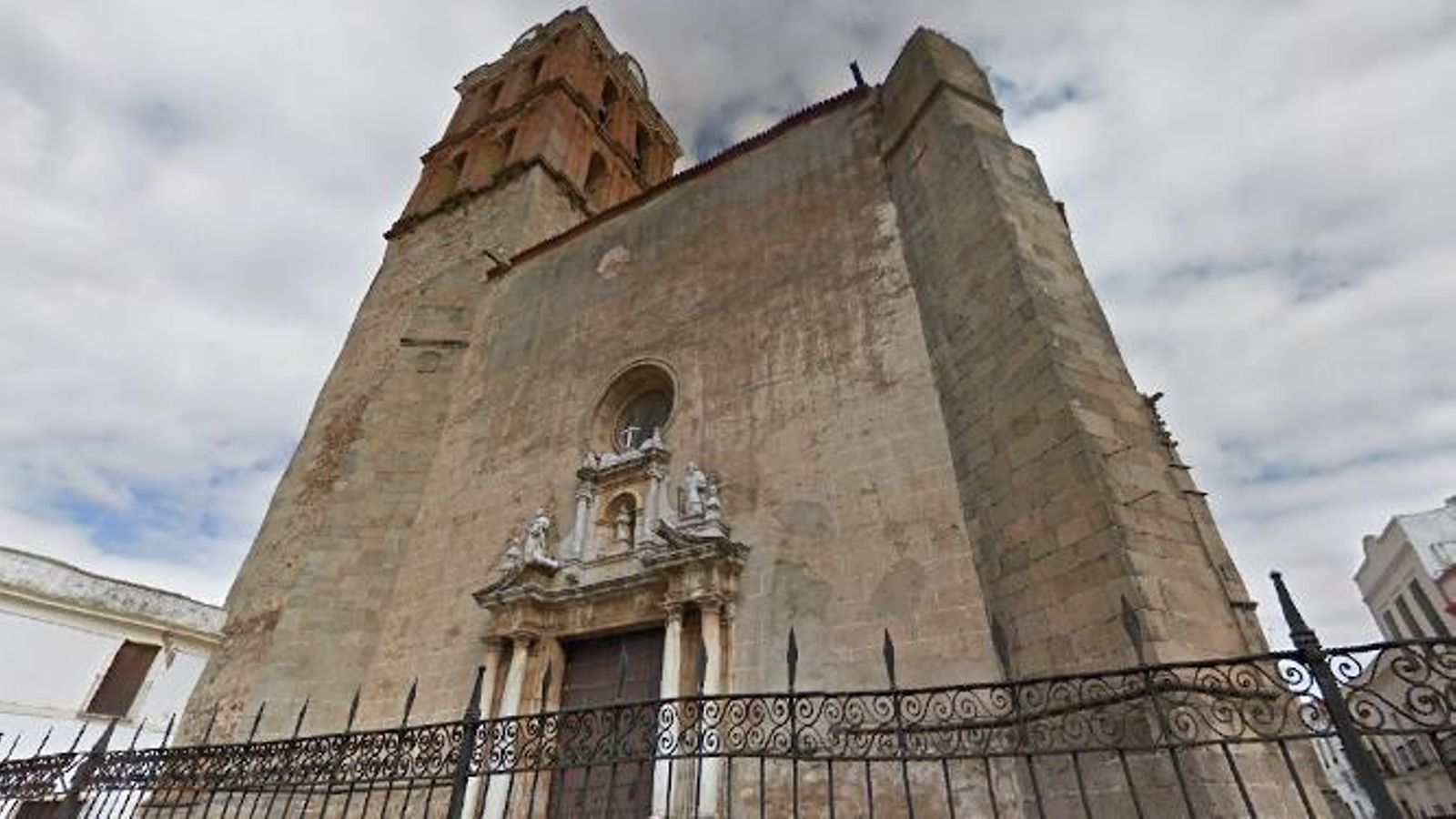 La impresionante Iglesia de la Candelaria de Zafra.