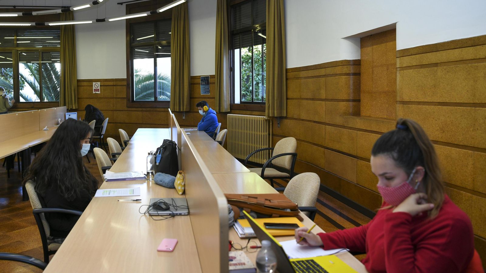 Se limita la ocupación de puestos.