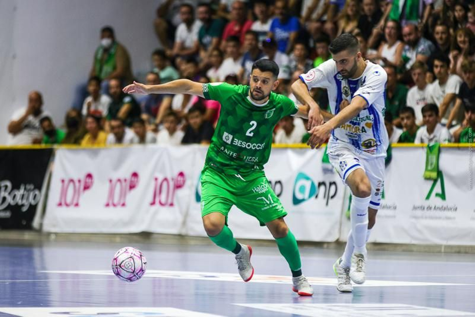 Burrito, en un lance del juego.