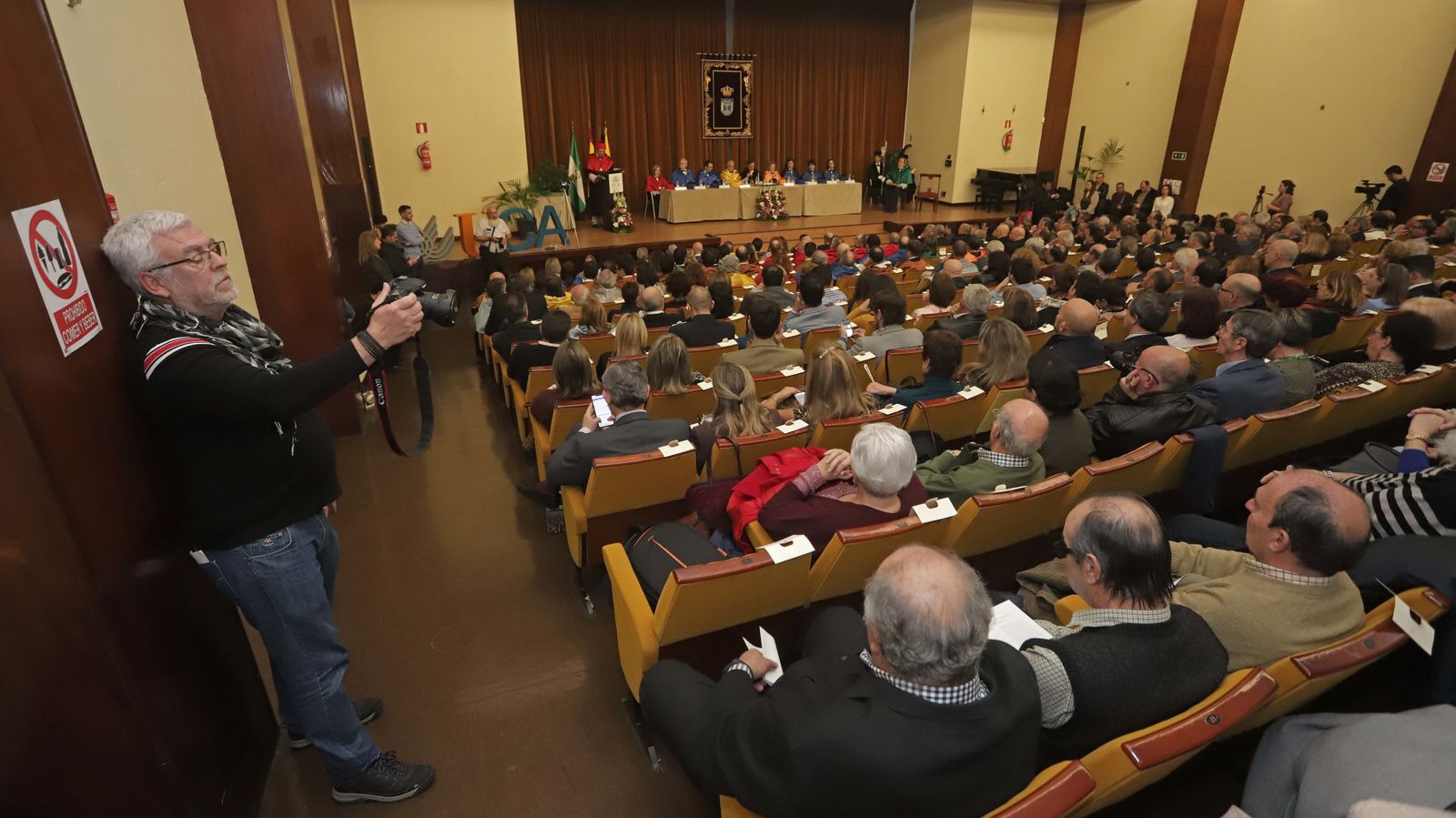 Investidura de Pepe Chamizo como Doctor Honoris Causa en imágenes