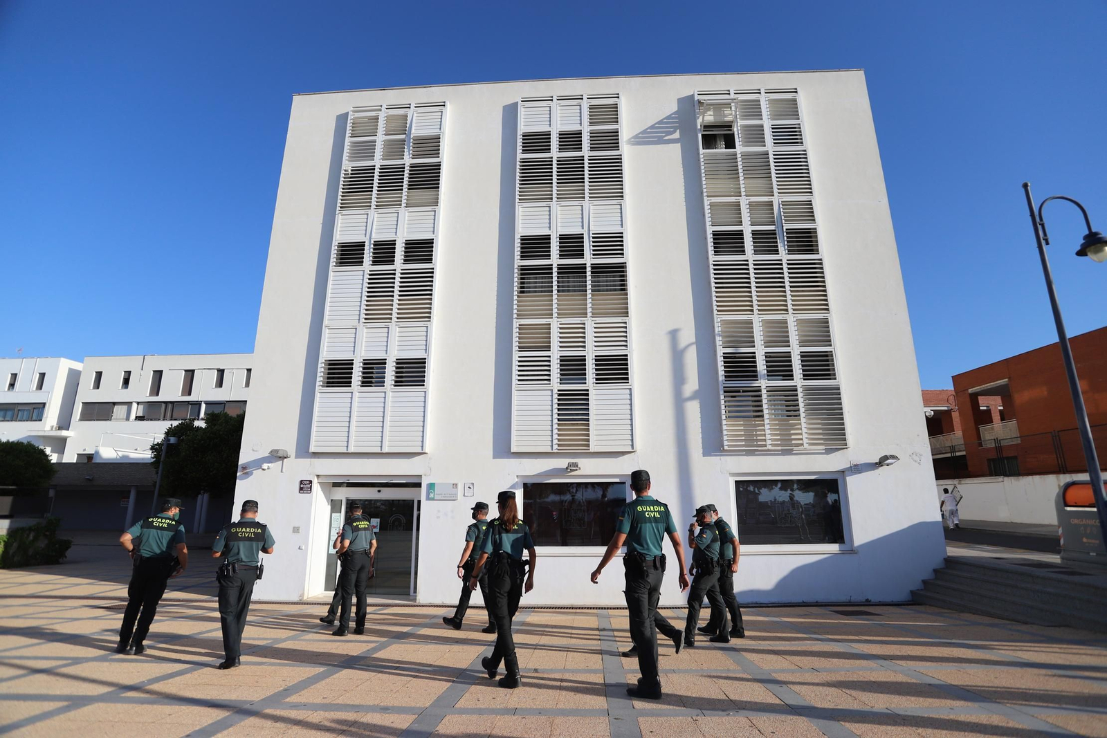 Imágenes de la llegada al juzgado de Ayamonte de uno de los principales imputados del crimen de Cartaya