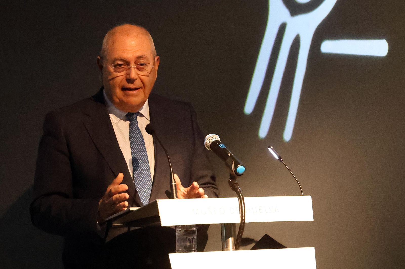 Imágenes de la lectura dramatizada de la obra "Una mirada a Saltés", en el museo de Huelva