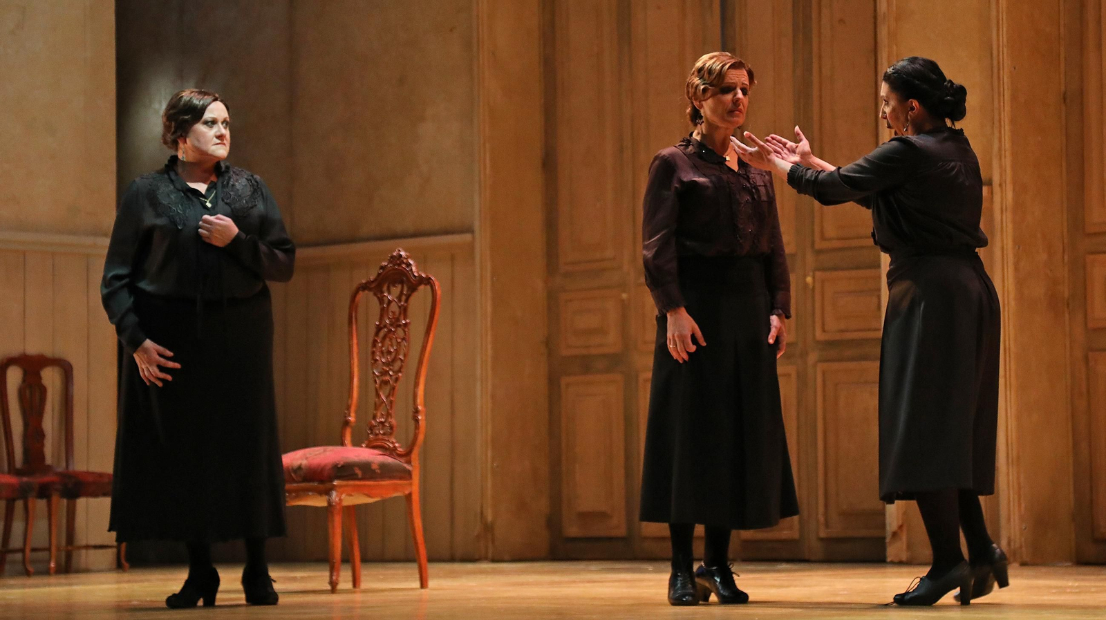 'La casa de Bernarda Alba'  ópera en el Teatro Villamarta